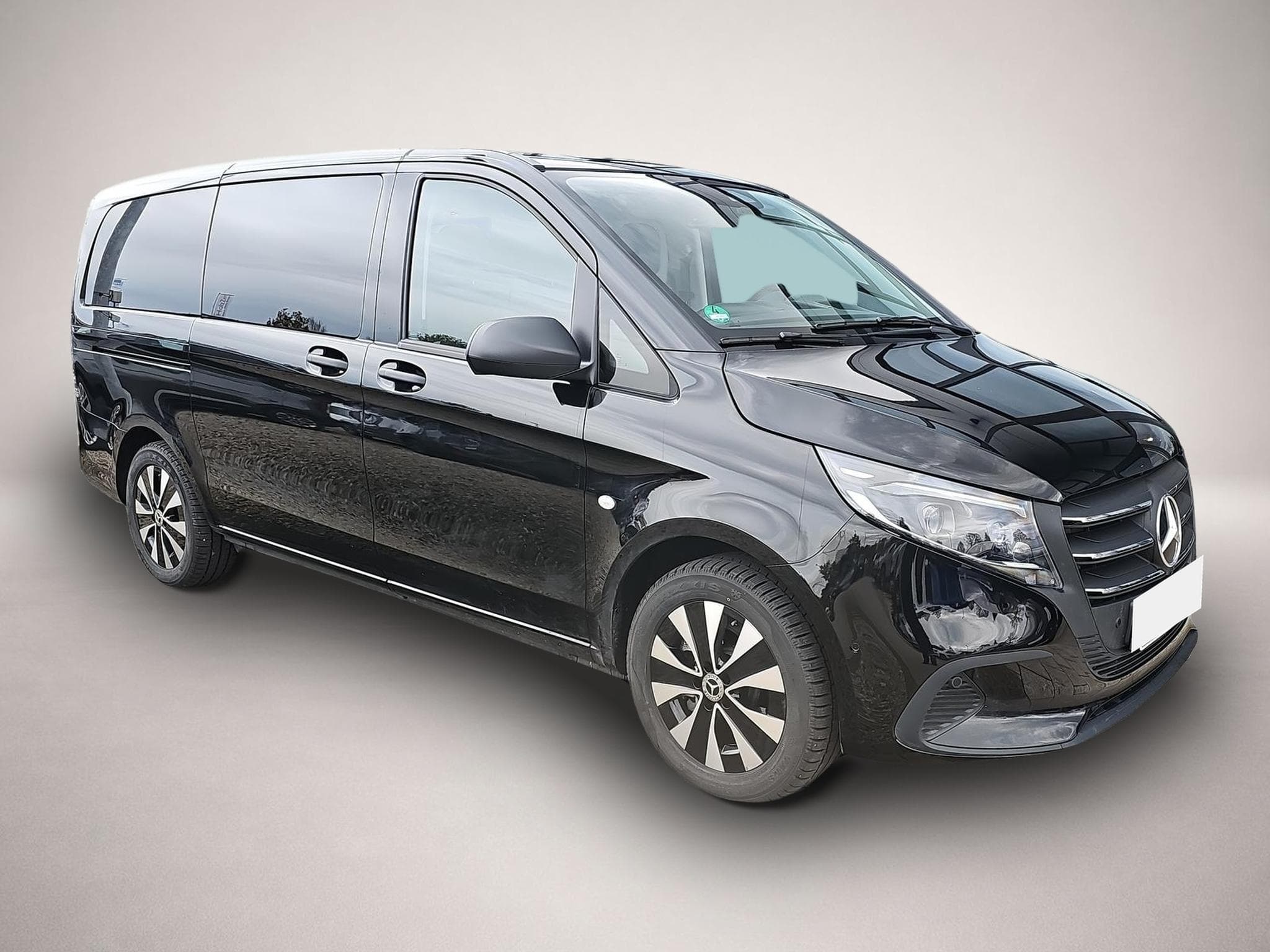 Mercedes Vito (2026) - Photo 6