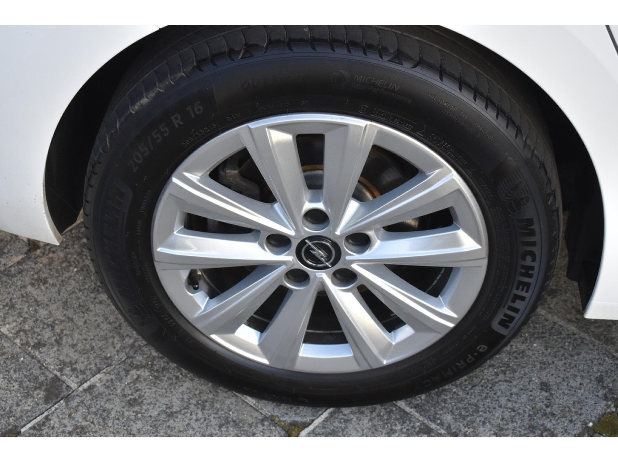 Opel Astra 1,2 Turbo 130 S/Edition Automatic (2025) - Photo 10