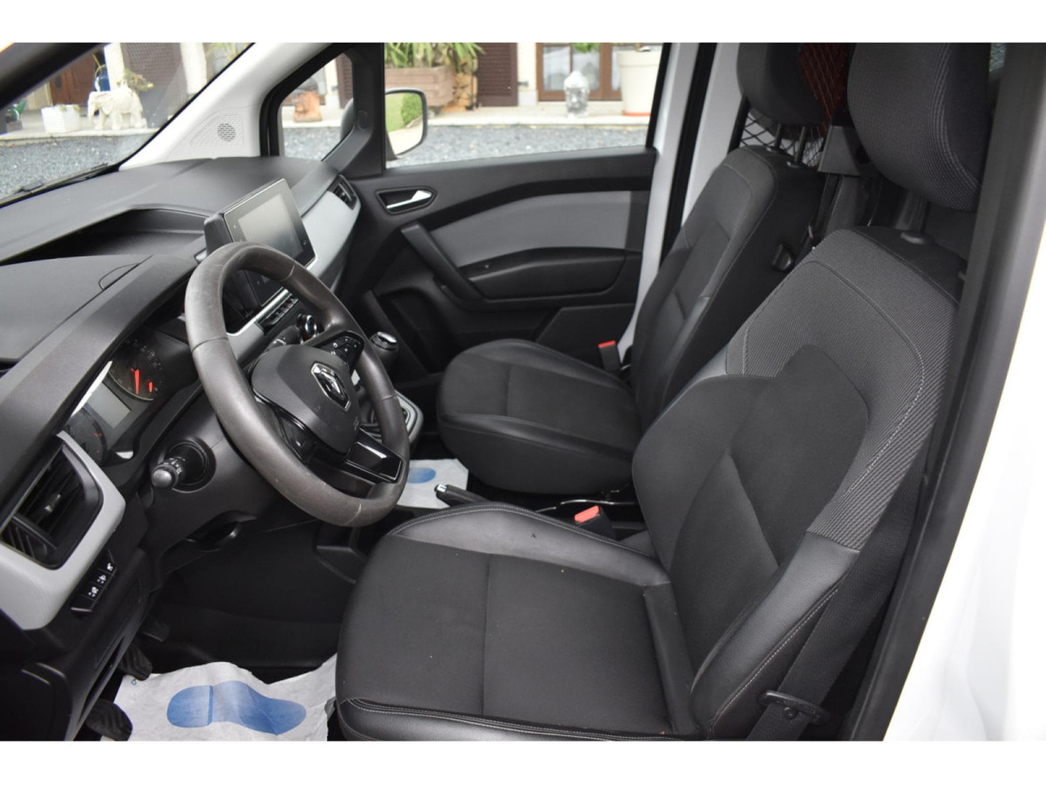 Renault Kangoo III 1,5 DCI 95 porte latérale extra grand (2021) - Photo 10