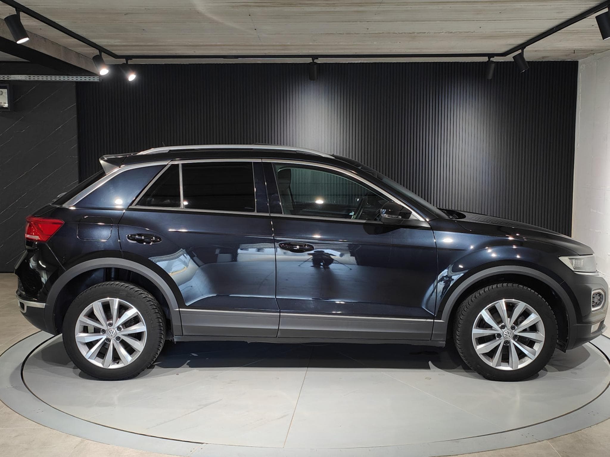 VW T-Roc 1.5 TFSI CARPLAY GPS TOIT OUVRANT BLUETOOTH CAMERA (2019) - Photo 2