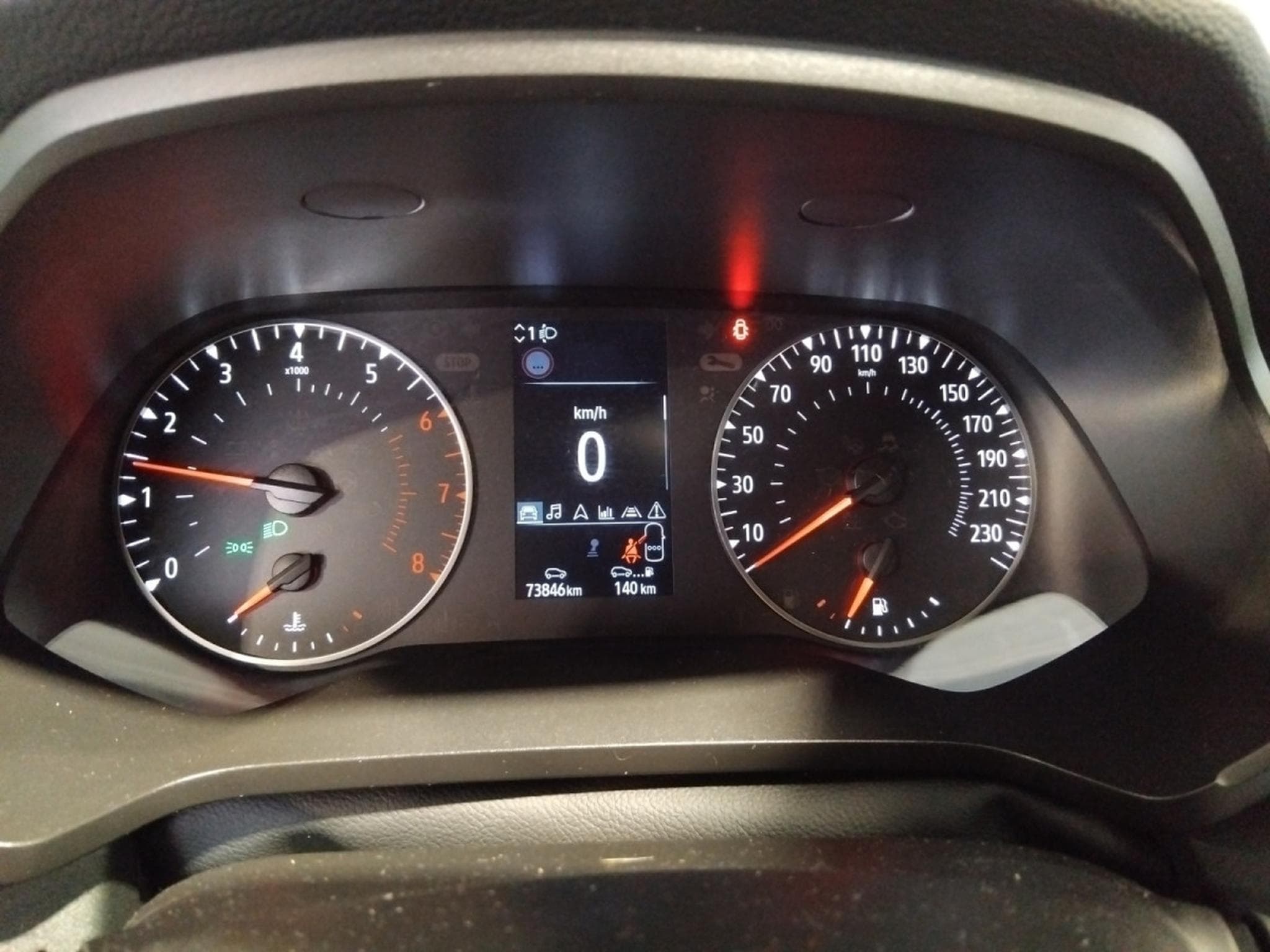 Renault Captur 1.0 TCe Evolution GPF (2023) - Photo 5