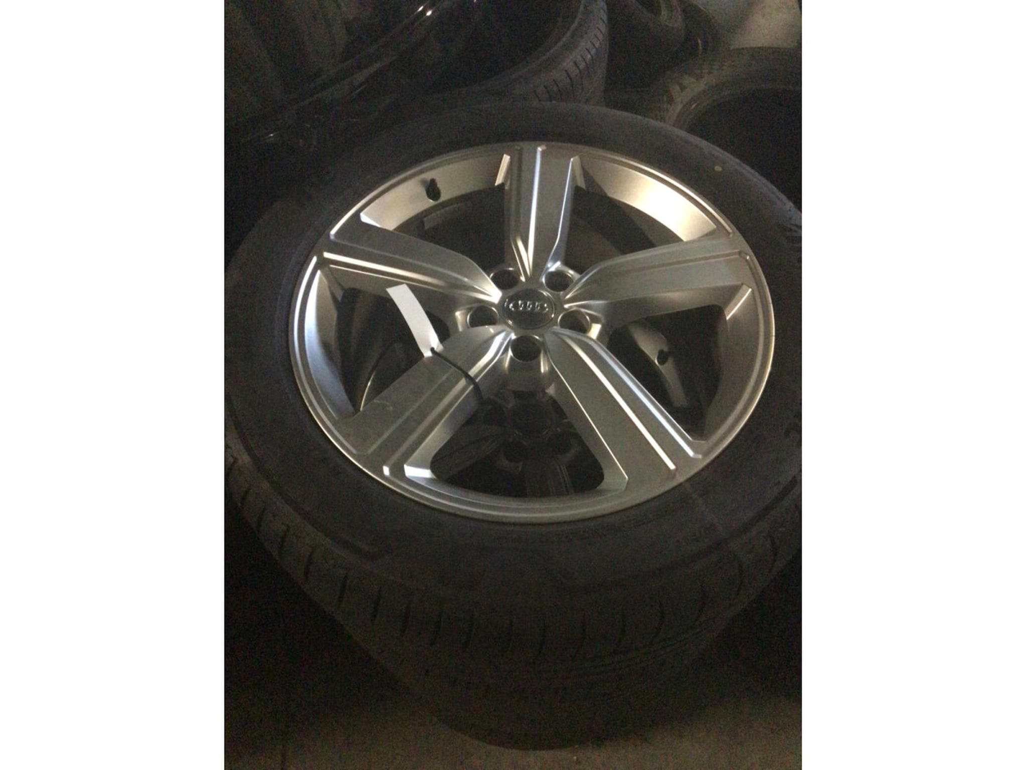 Jantes alu + Pneus é – 20" - Foto 1