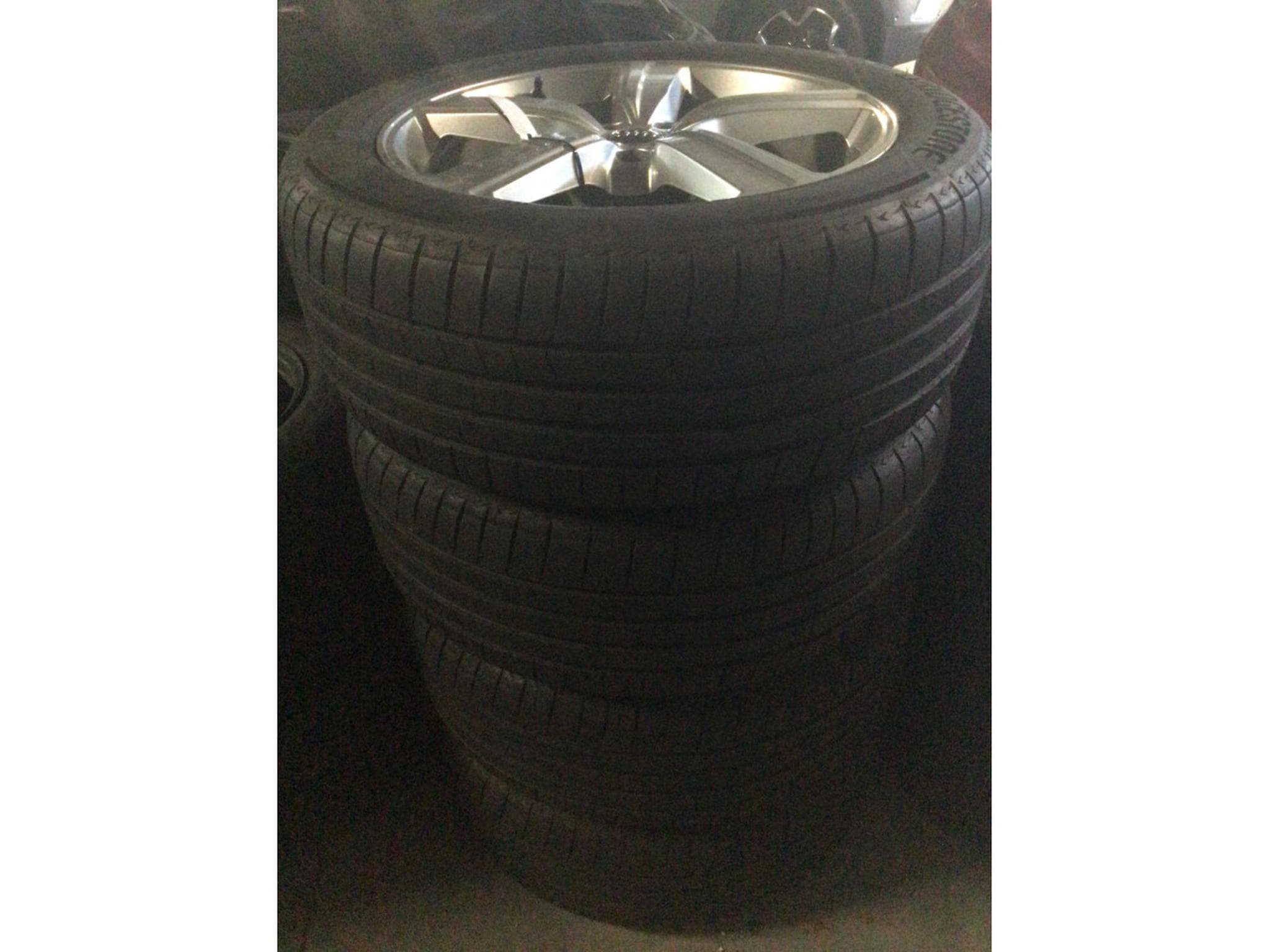 Jantes alu + Pneus é – 20" - Foto 2