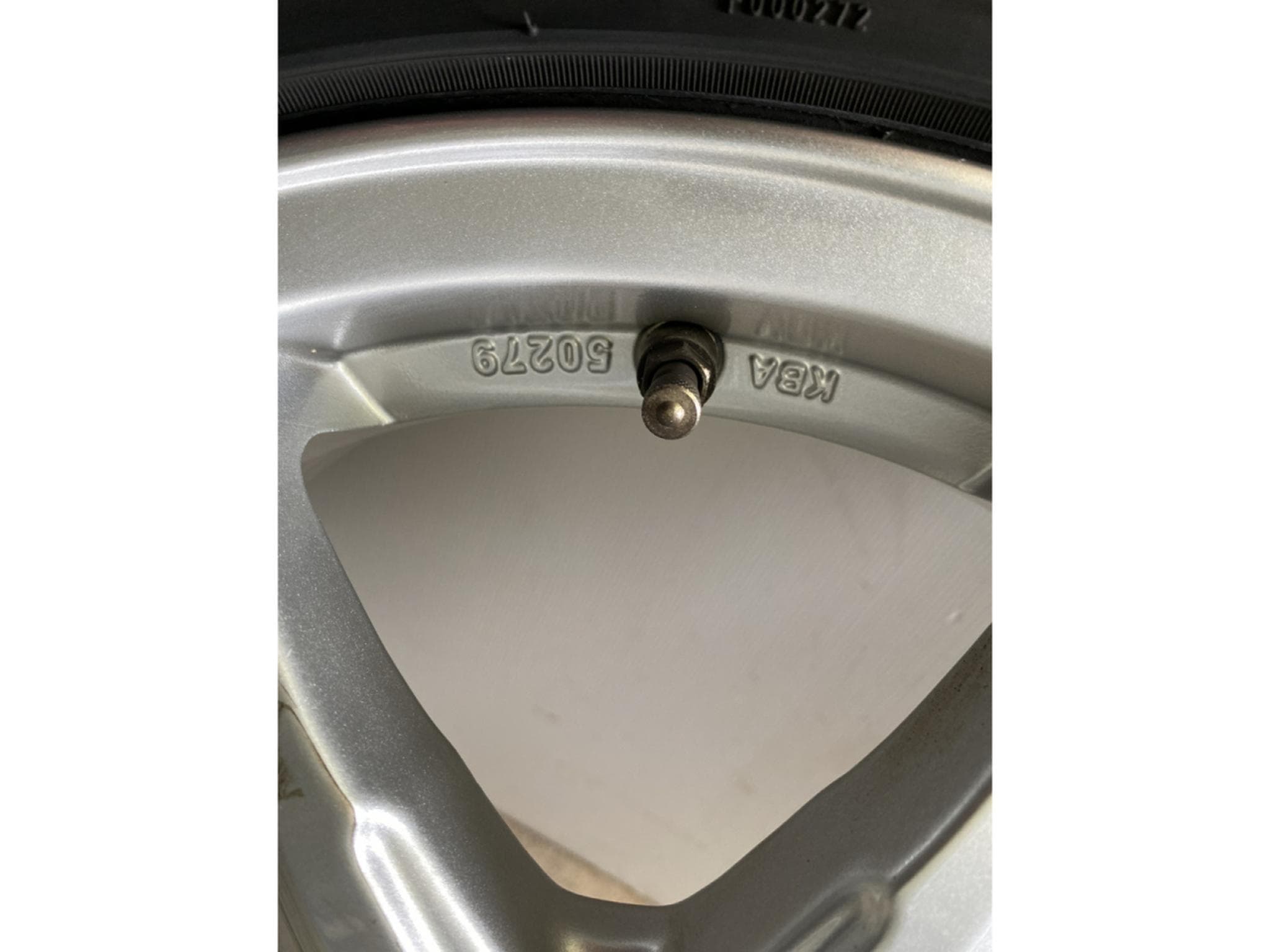 Jantes alu + Pneus h – 16" - Photo 2