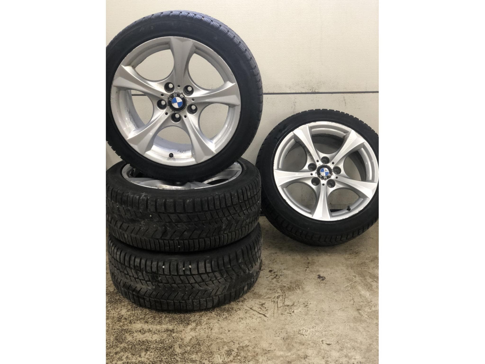 Jantes alu + Pneus h – 17" - Photo 1