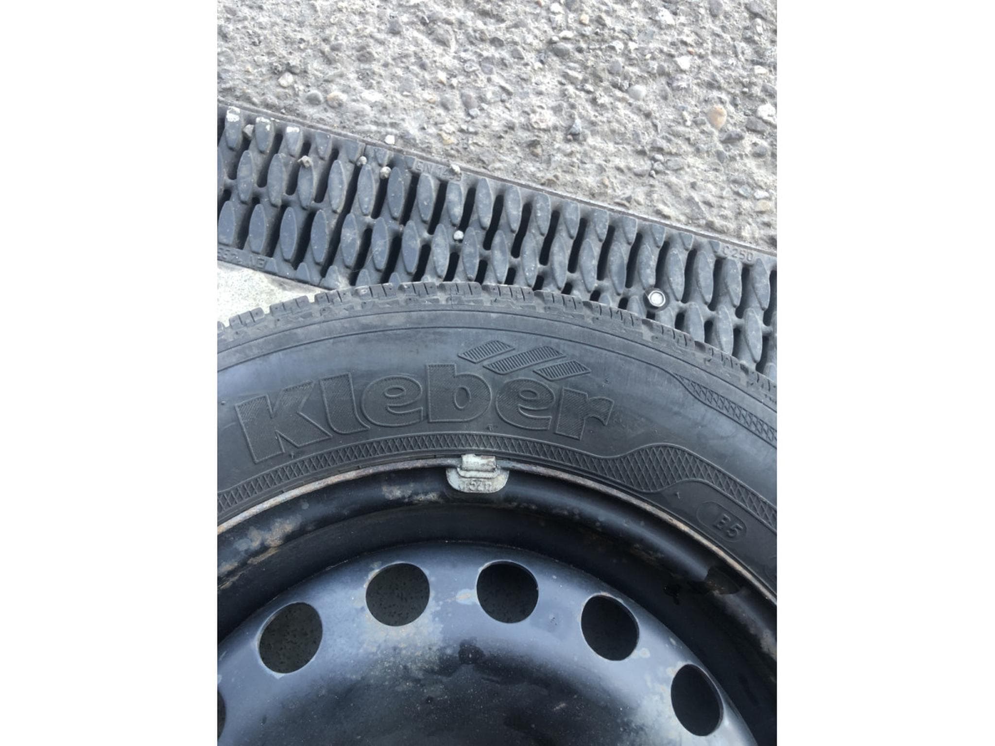 Jantes acier + Pneus – 14" - Photo 5
