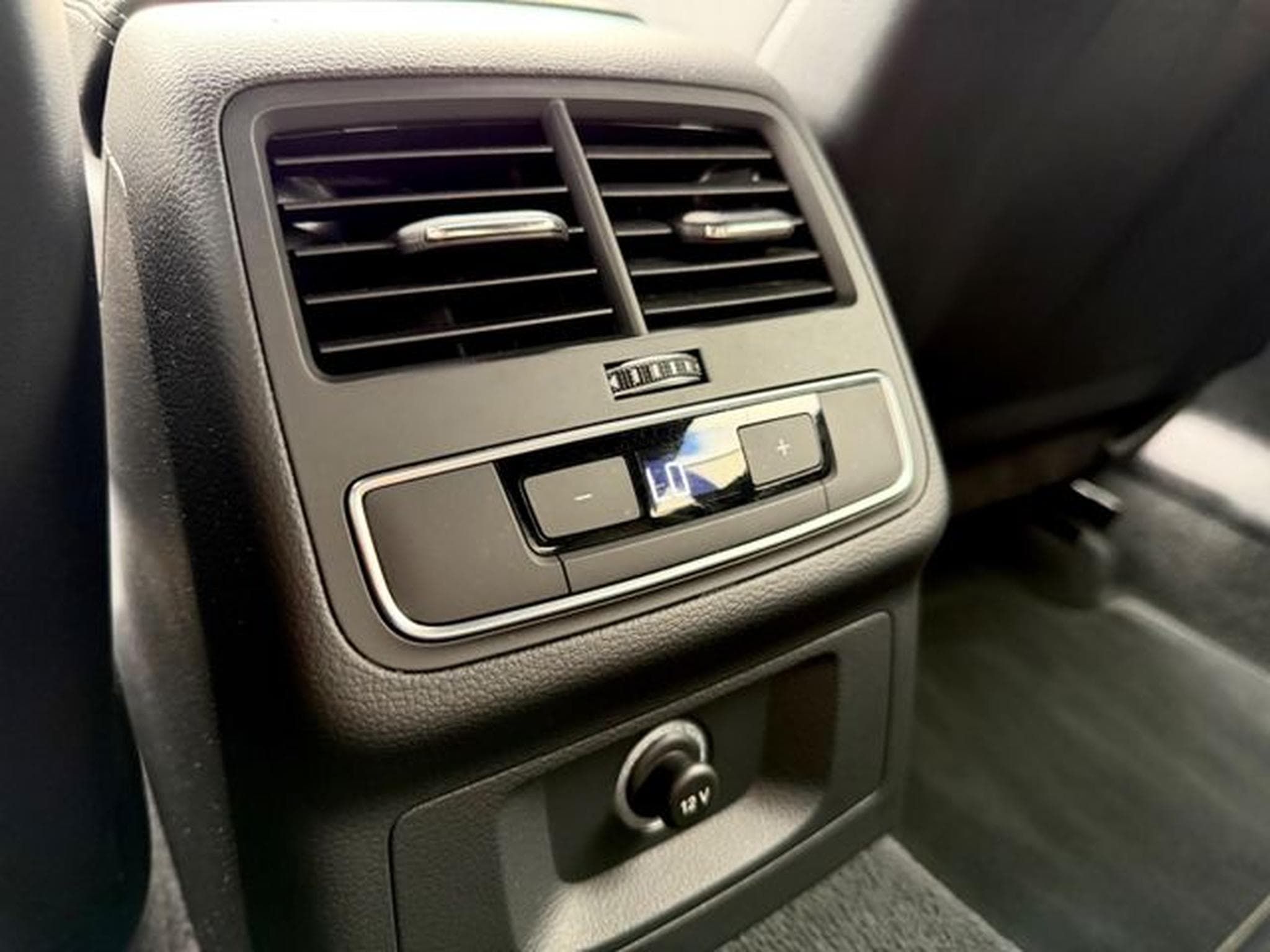 Audi A5 A5 Sportback 40 TDI quattro S line Sport Plus (2019) - Photo 18