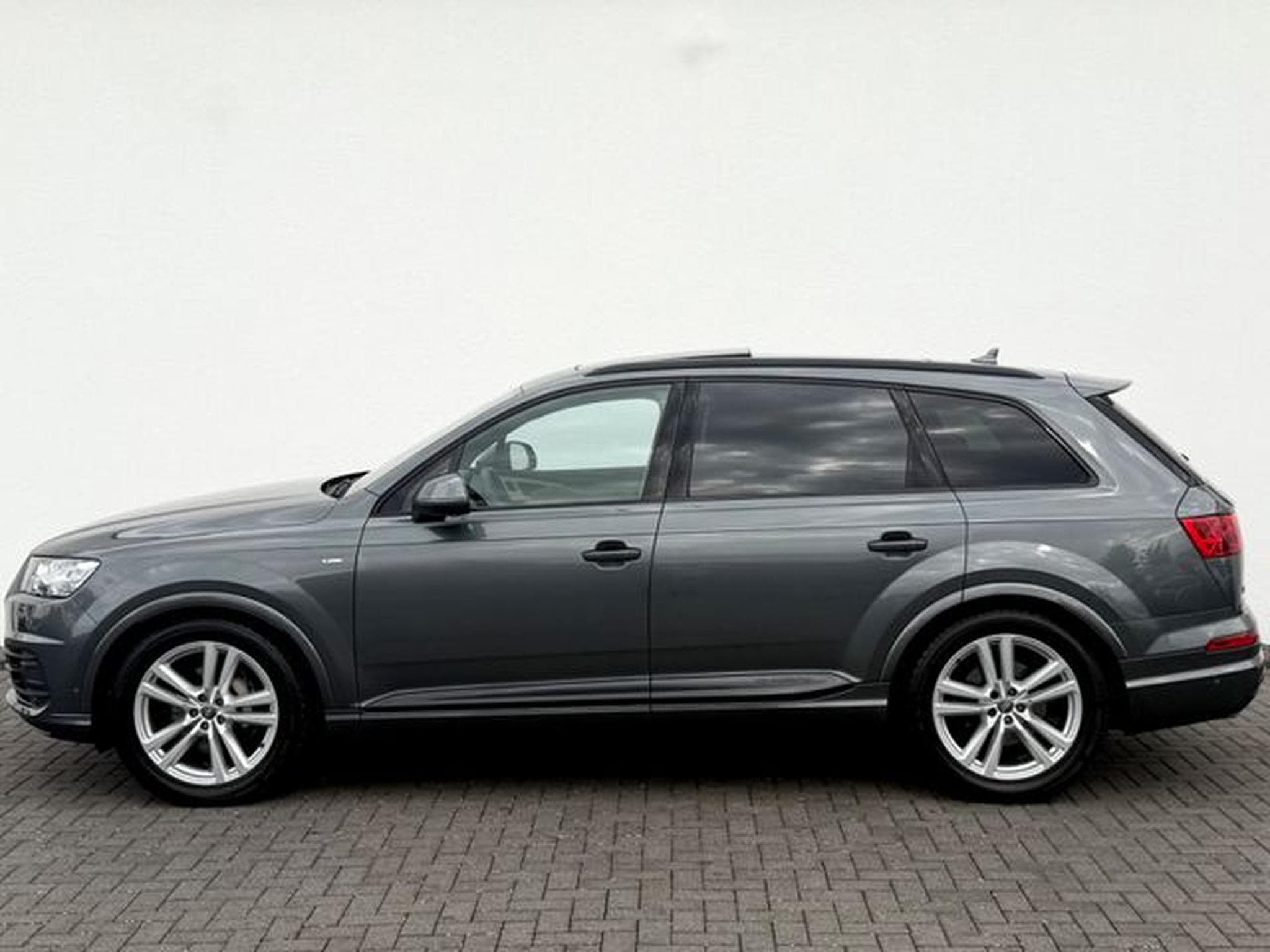 Audi Q7 Q7 3.0 TDI quattro S line Sport Plus  //1.HAND// (2018) - Photo 8