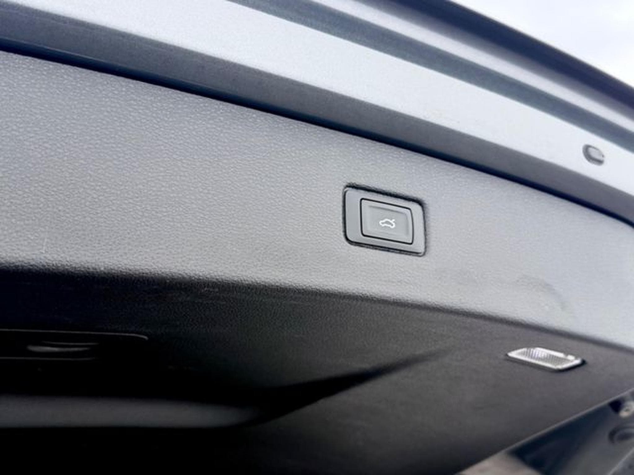 Audi Q7 Q7 3.0 TDI quattro S line Sport Plus  //1.HAND// (2018) - Photo 27