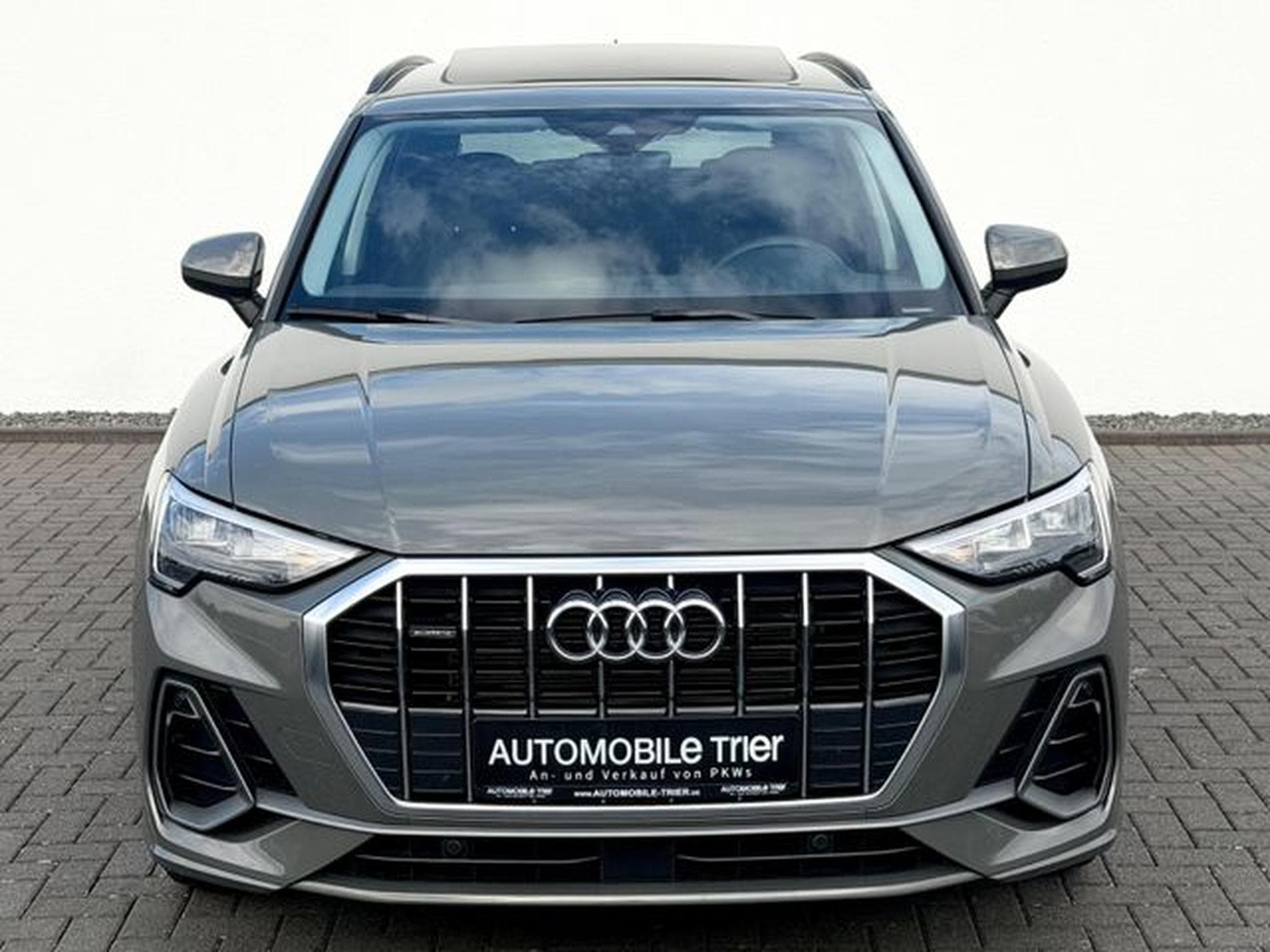 Audi Q3 Q3 40 TFSI quattro S line /NAVI/LED/PANO/1.HAND/ (2025) - Photo 2