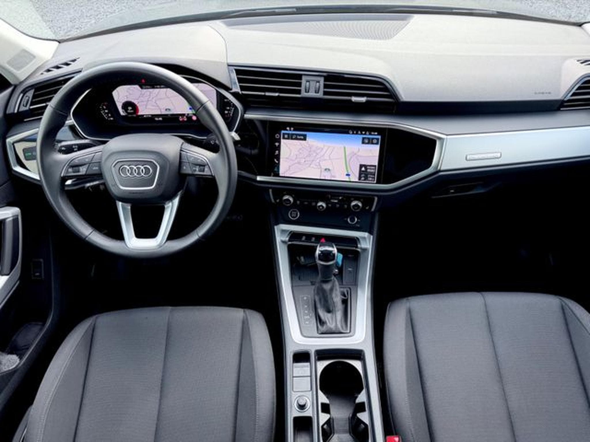 Audi Q3 Q3 40 TFSI quattro S line /NAVI/LED/PANO/1.HAND/ (2025) - Photo 11