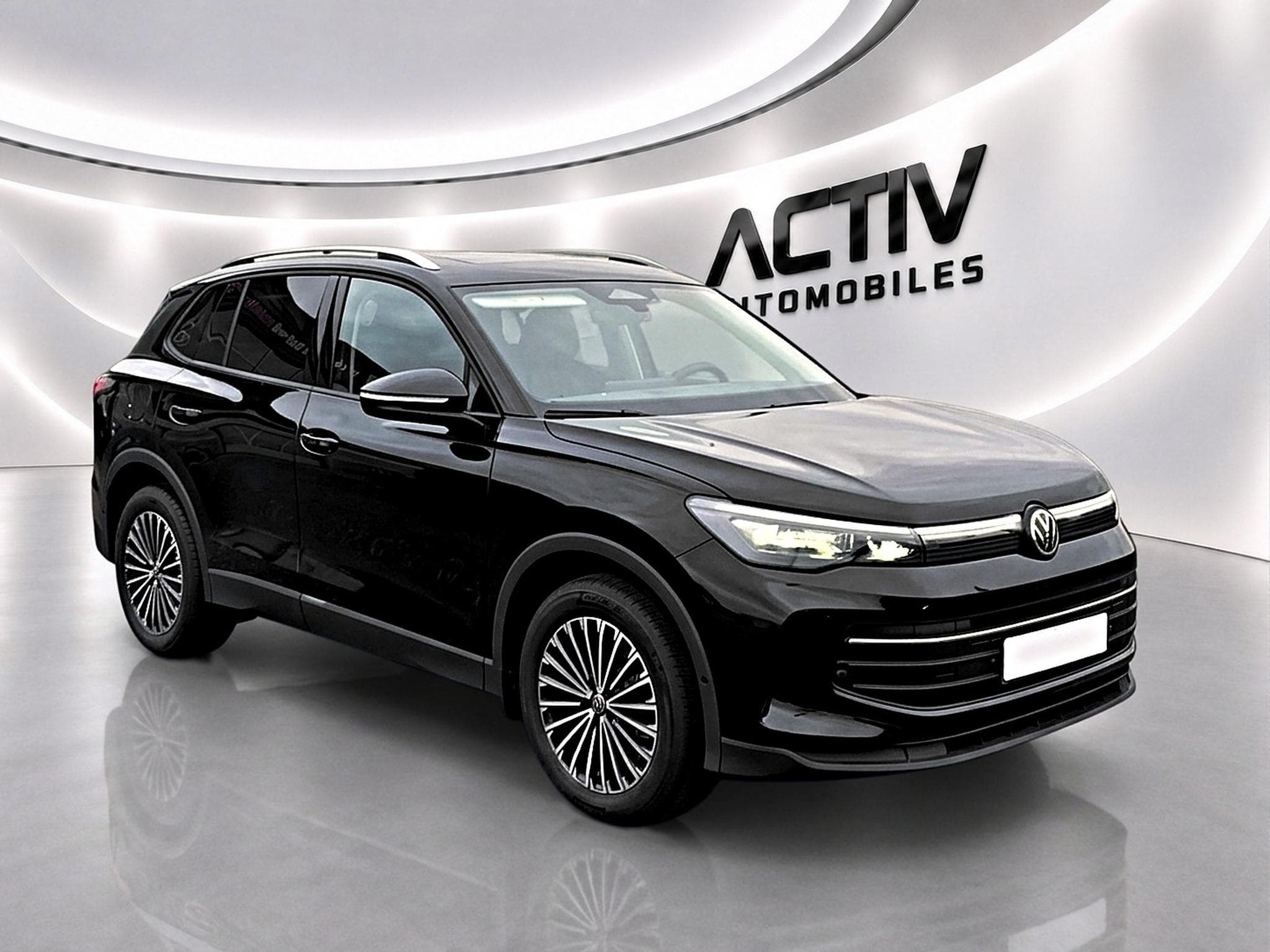 VW TIGUAN 1.5 ETSI 150 LIFE DSG7 (2025) - Photo 3