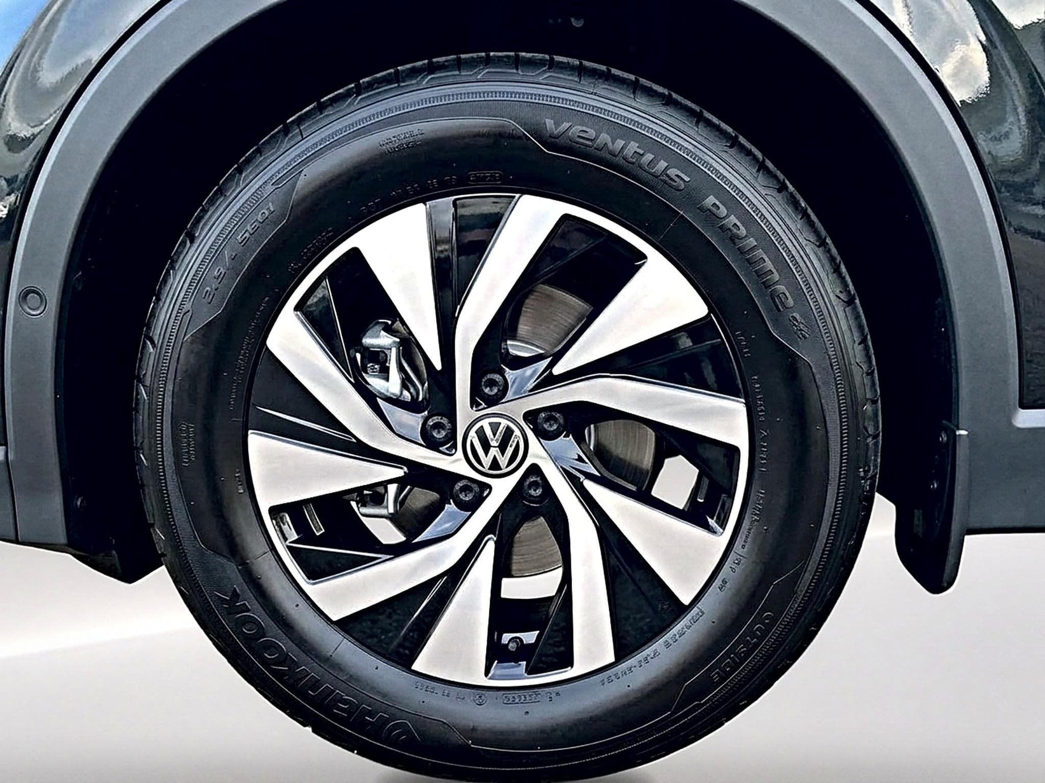 VW TIGUAN 1.5 ETSI 150 LIFE DSG7 (2025) - Photo 9