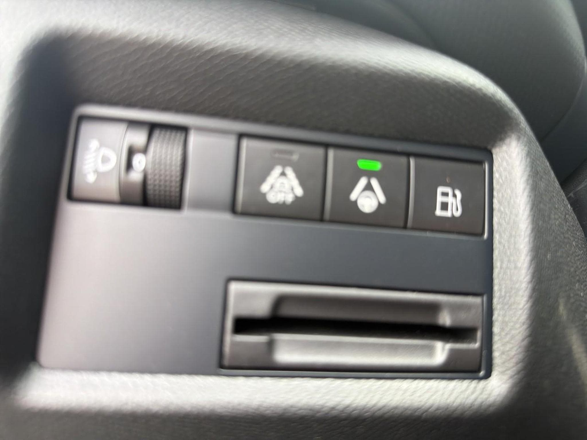Citroen C5 AIRCROSS 1.6 HYBRIDE RECHARGEABLE 225 MAX BOITE AUTOMATIQUE (2024) - Photo 18