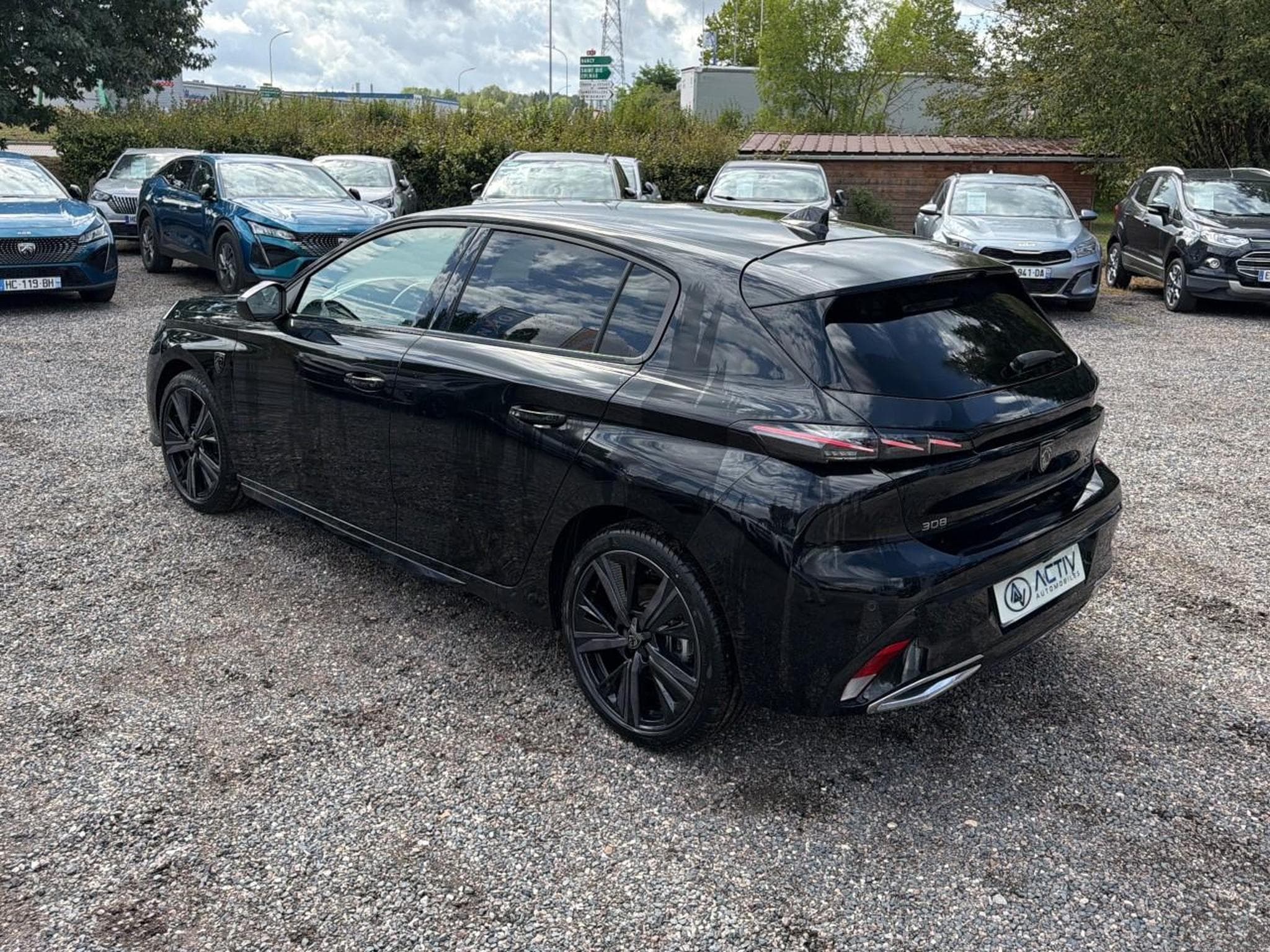 Peugeot 308 1.2 HYBRID 145 GT E-DCS6 (2025) - Photo 7