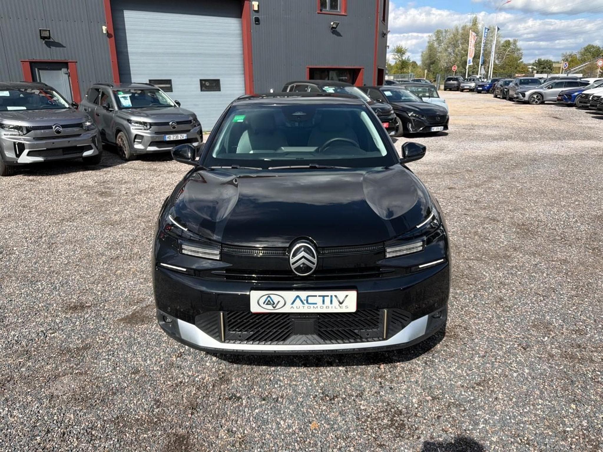 Citroen C4 X 1.2 HYBRIDE 145 MAX E-DCS6 (2025) - Photo 2