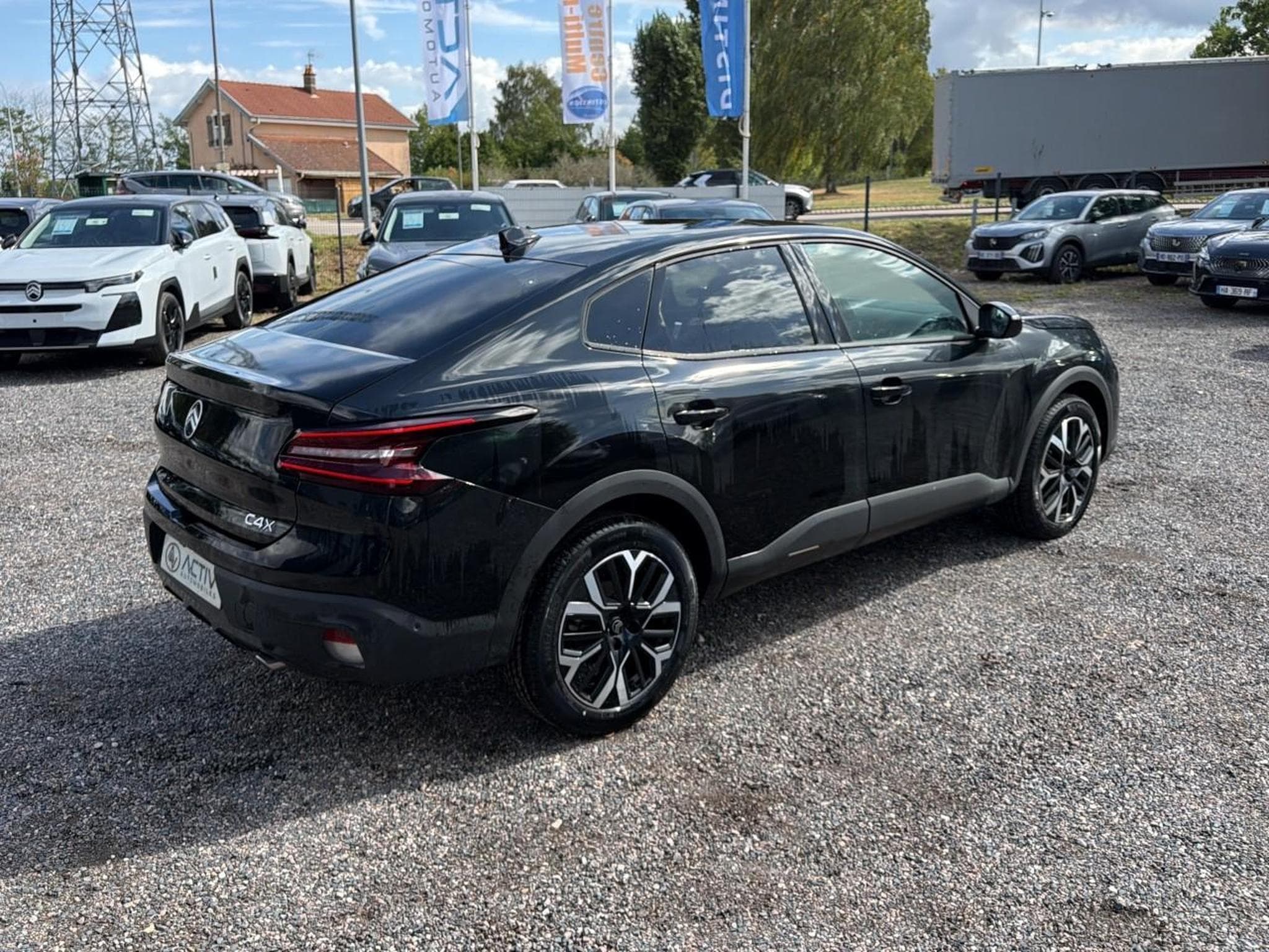 Citroen C4 X 1.2 HYBRIDE 145 MAX E-DCS6 (2025) - Photo 5
