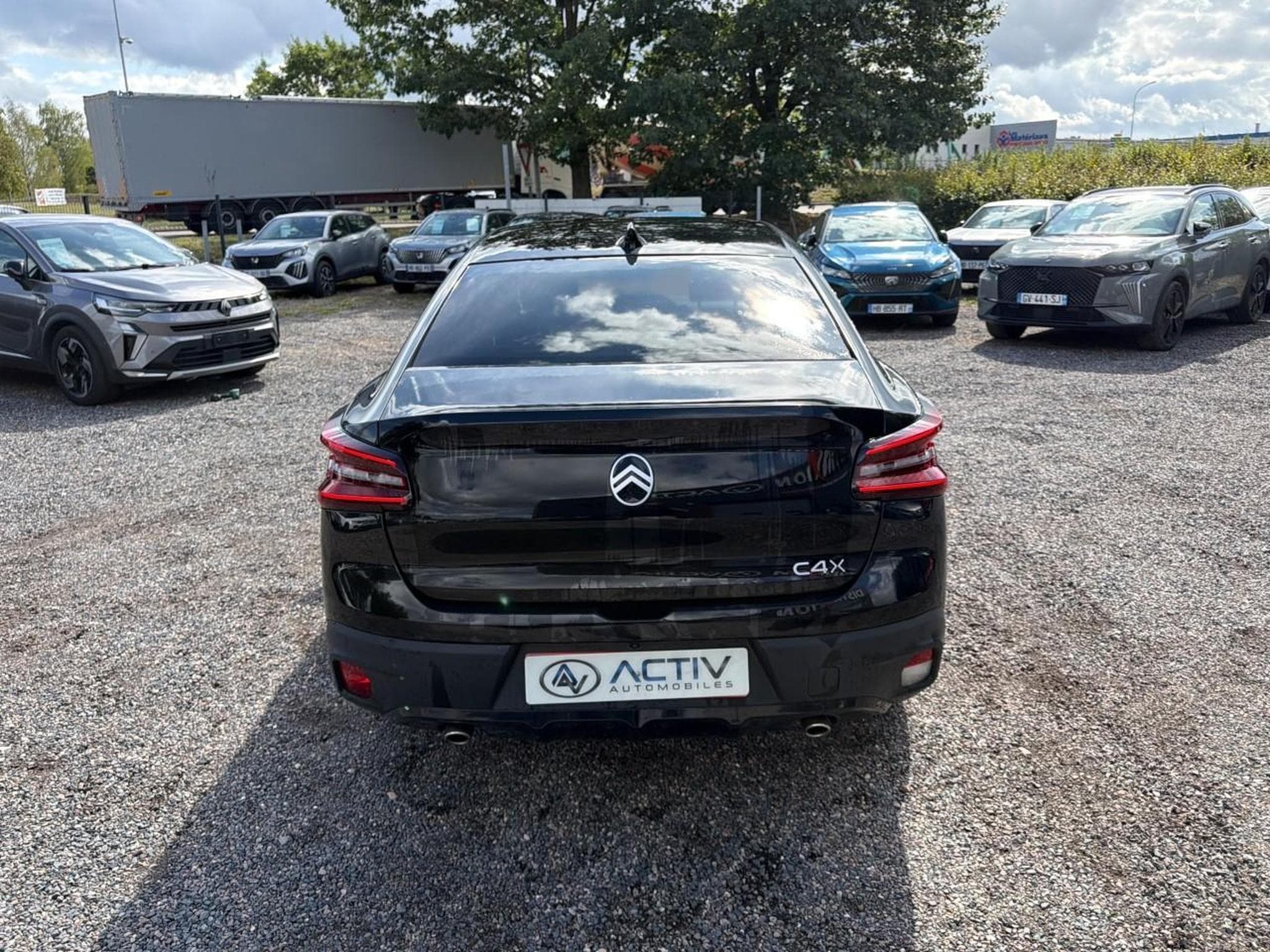 Citroen C4 X 1.2 HYBRIDE 145 MAX E-DCS6 (2025) - Photo 6