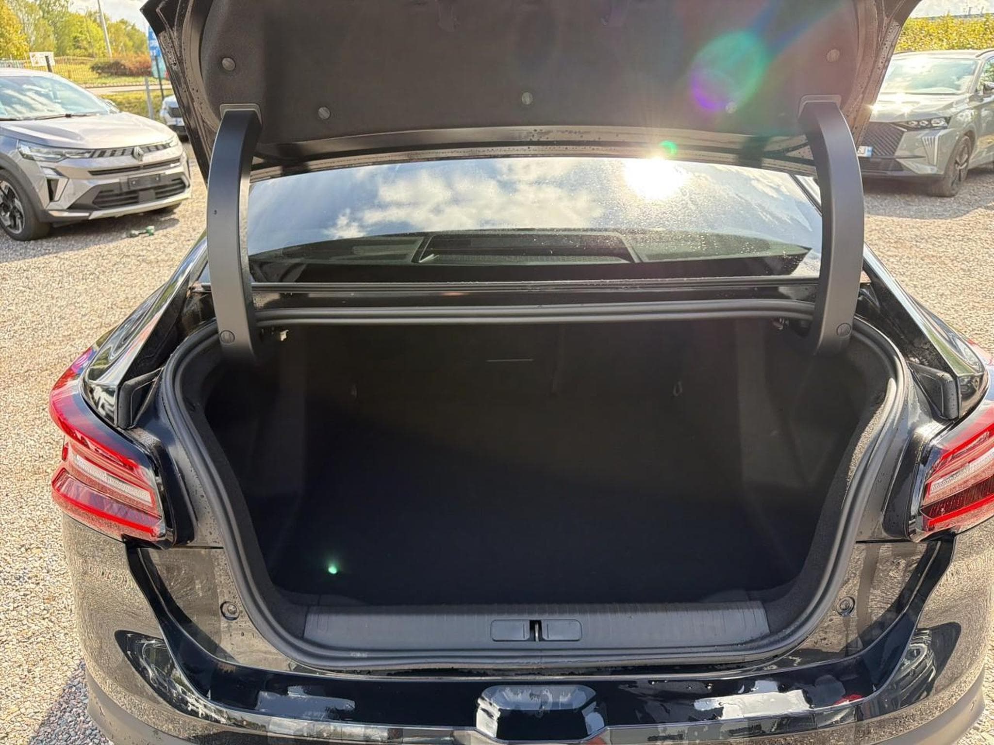 Citroen C4 X 1.2 HYBRIDE 145 MAX E-DCS6 (2025) - Photo 15