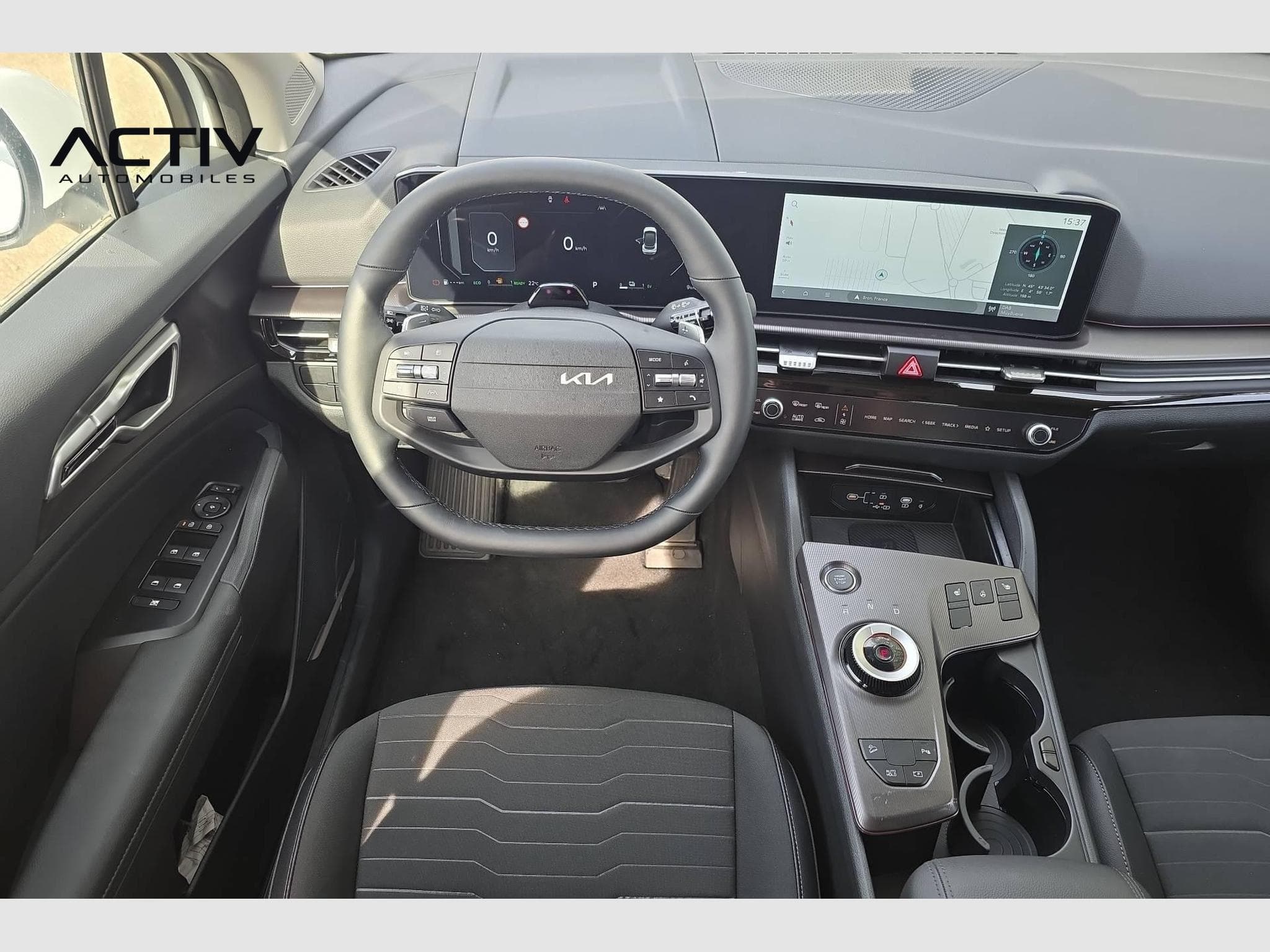 Kia SPORTAGE Hybride 239 ch BVA6 Active (2026) - Photo 13