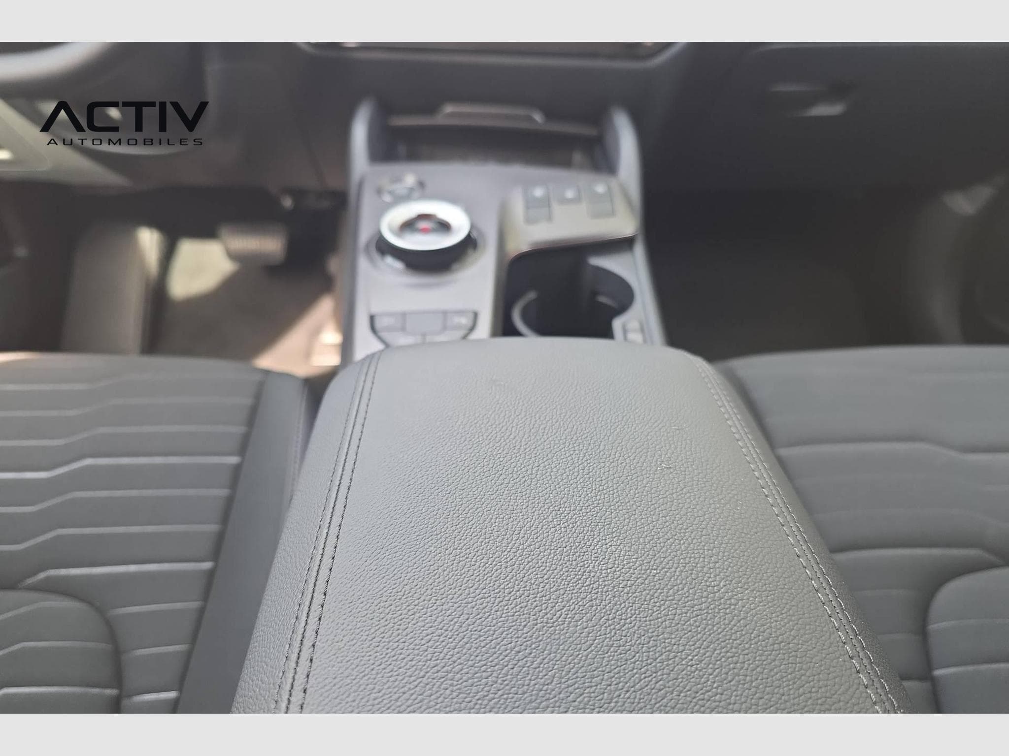 Kia SPORTAGE Hybride 239 ch BVA6 Active (2026) - Photo 17