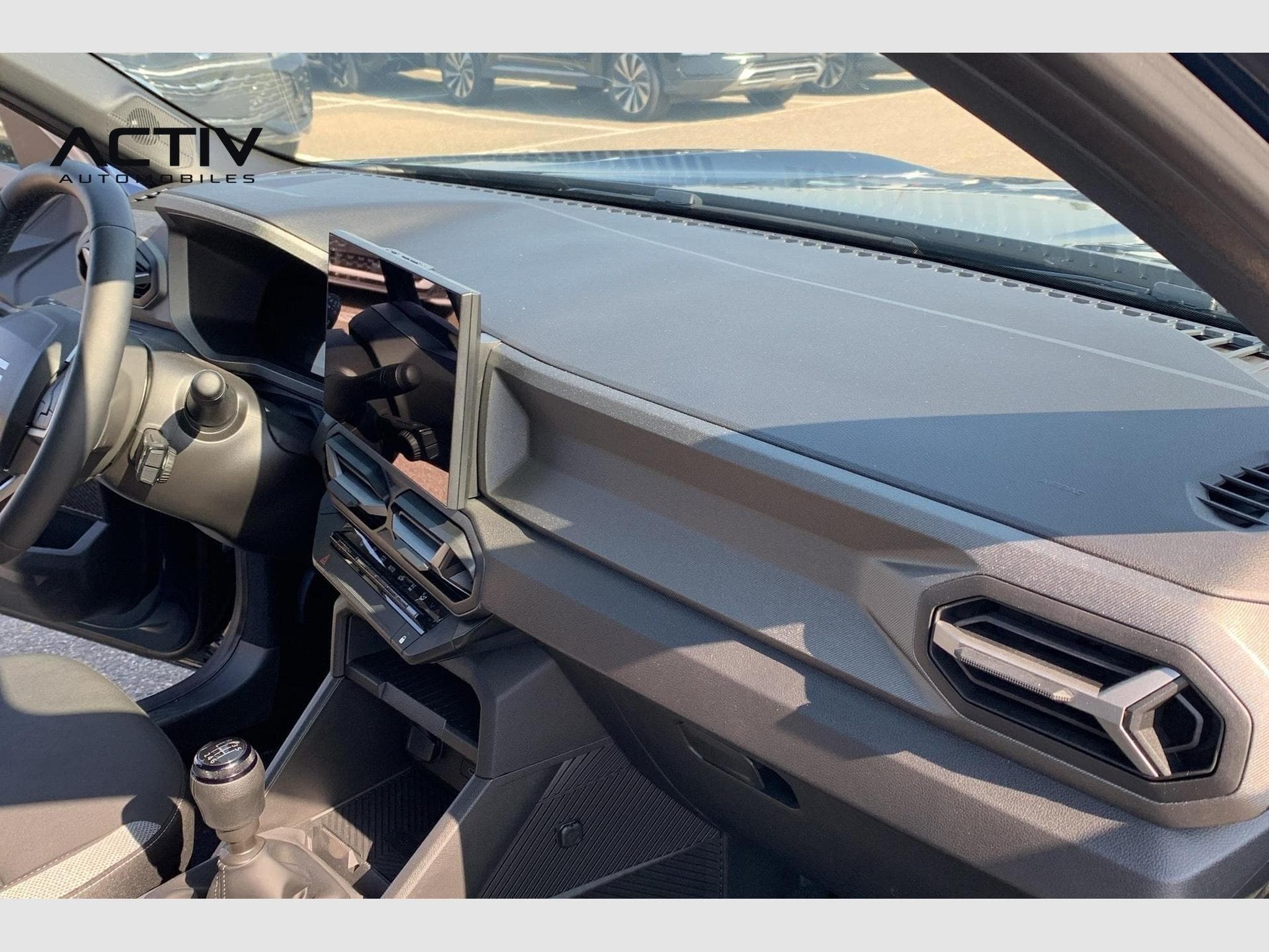 Dacia BIGSTER Mild Hybrid 140 Journey (2026) - Photo 13