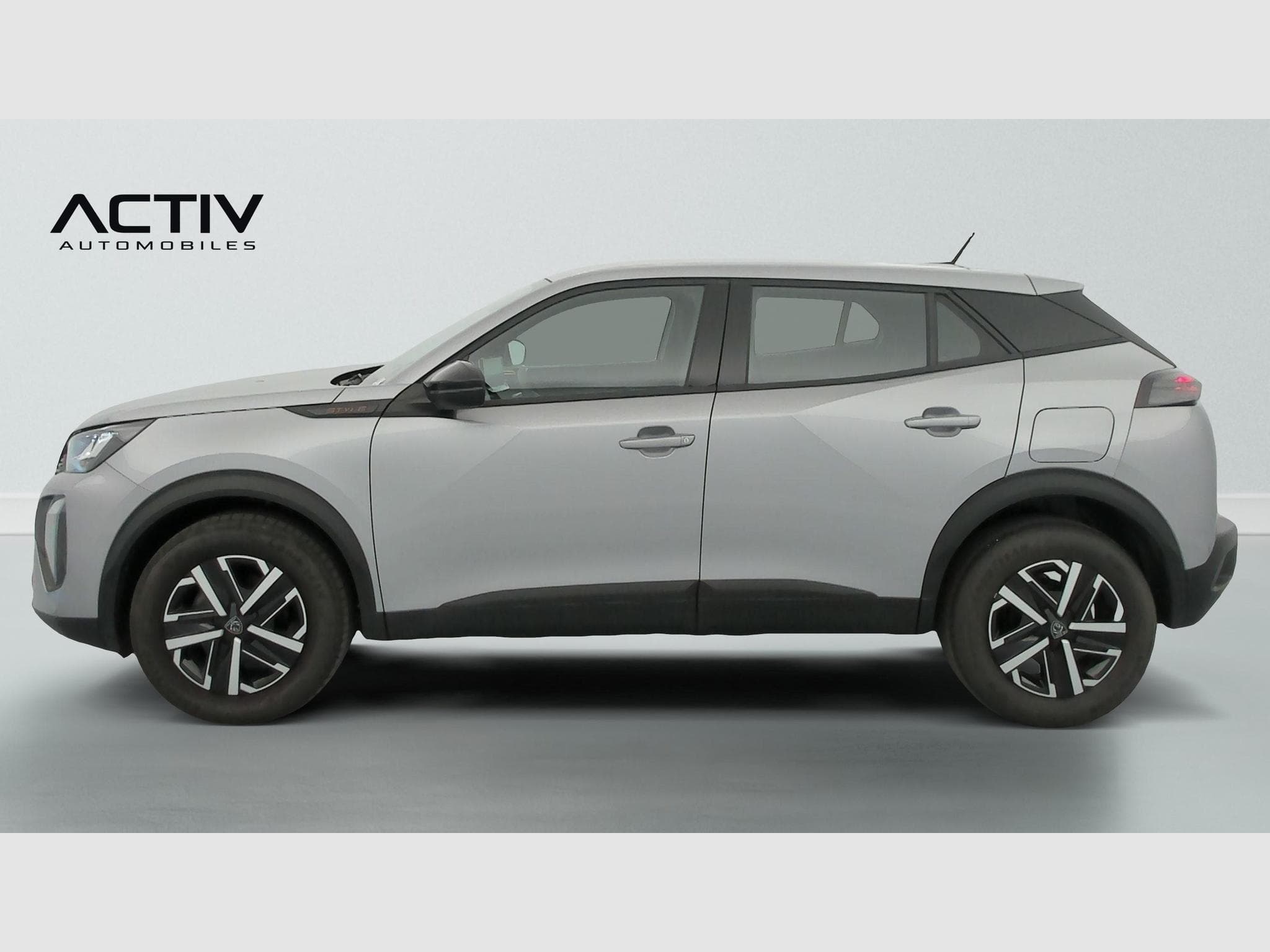 Peugeot 2008 100 S&S BVM6 Style (2025) - Photo 4
