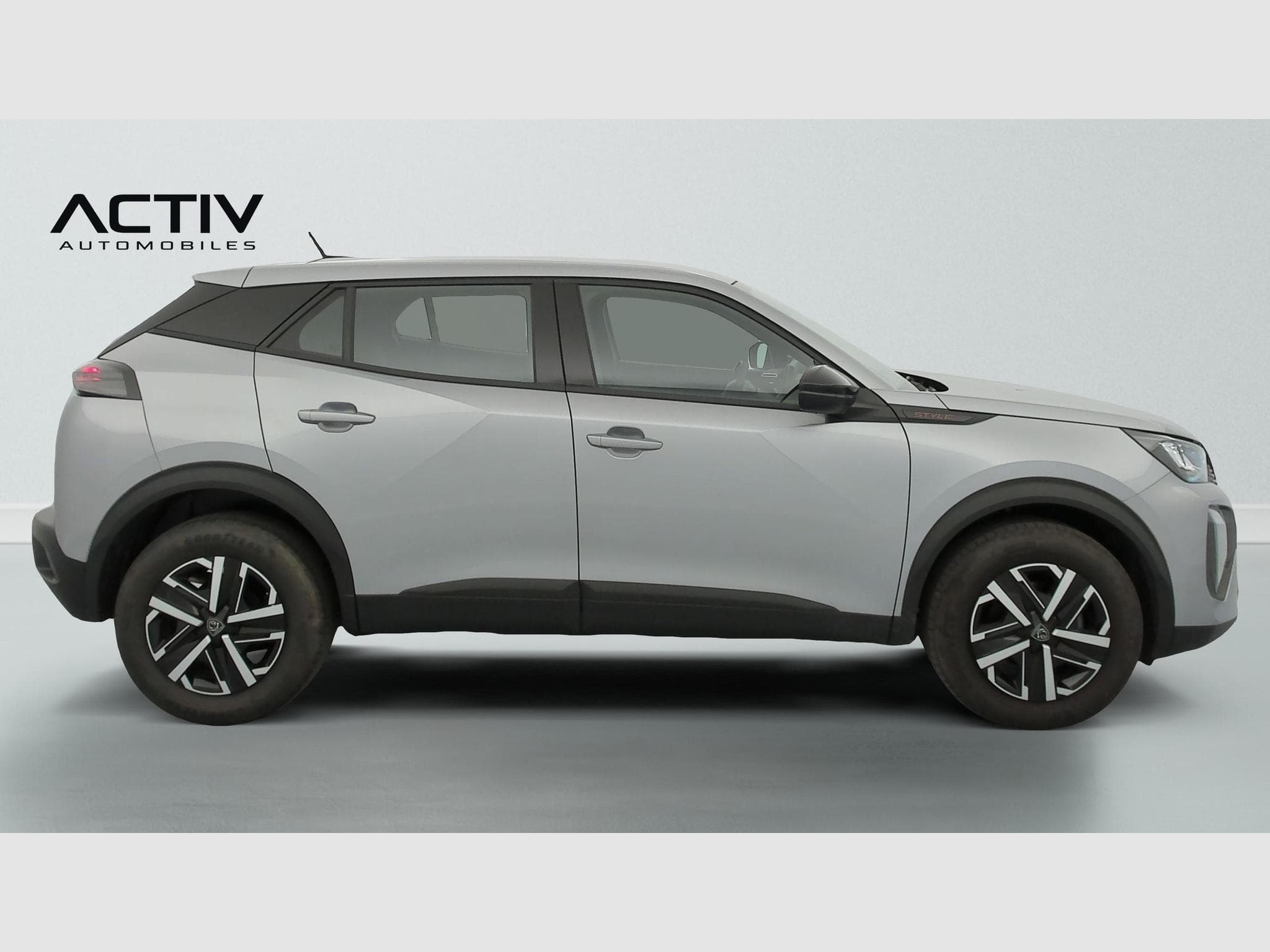 Peugeot 2008 100 S&S BVM6 Style (2025) - Photo 8