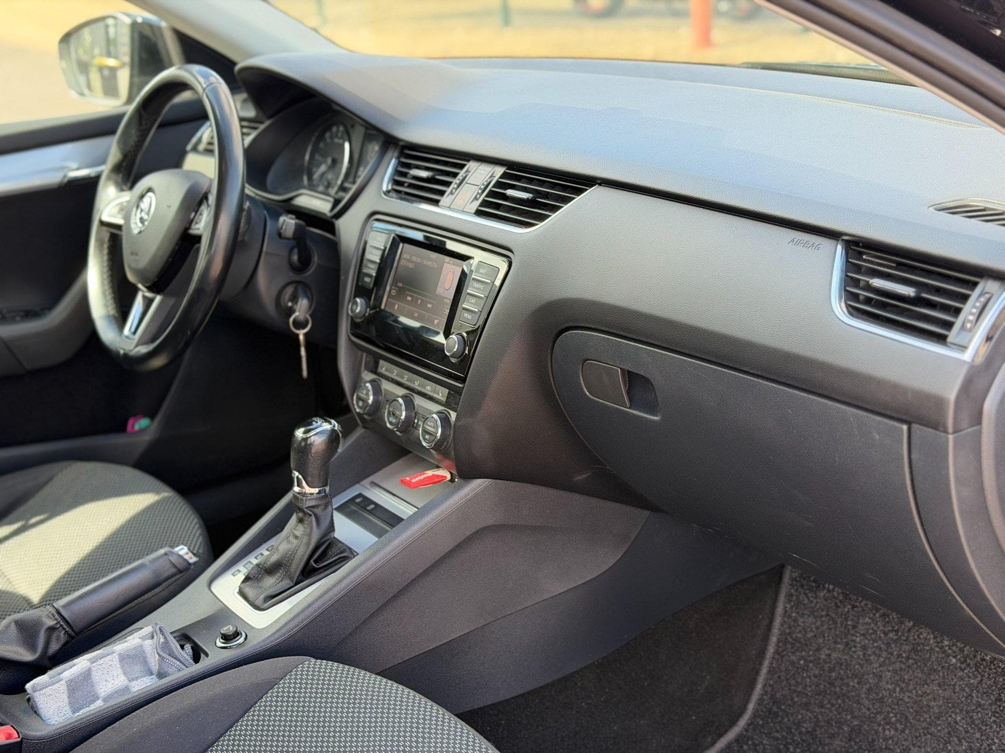 Skoda Octavia 2.0 tdi Break DSG 150 (2013) - Photo 11