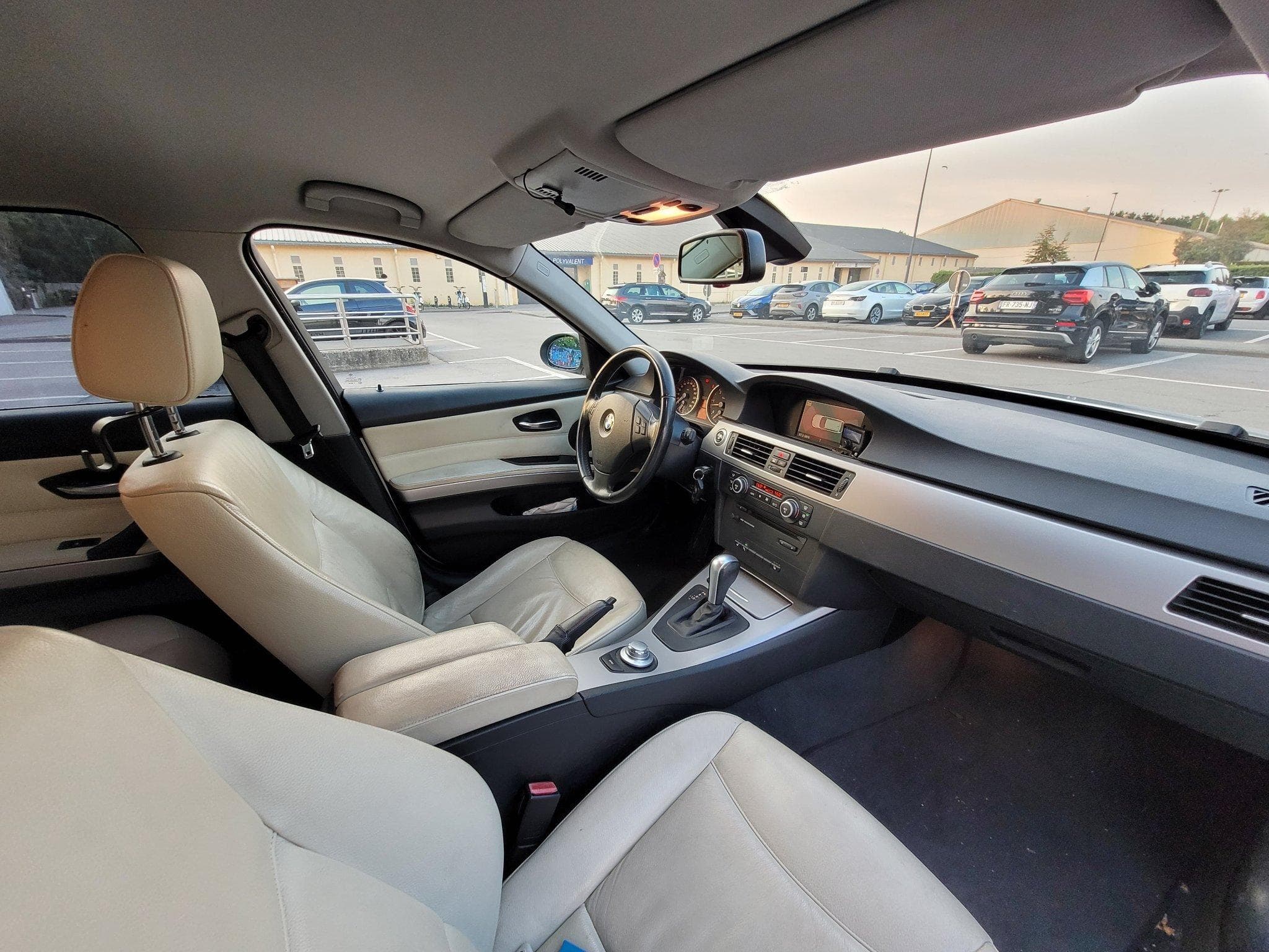 BMW 330 dA Touring (2007) - Photo 2