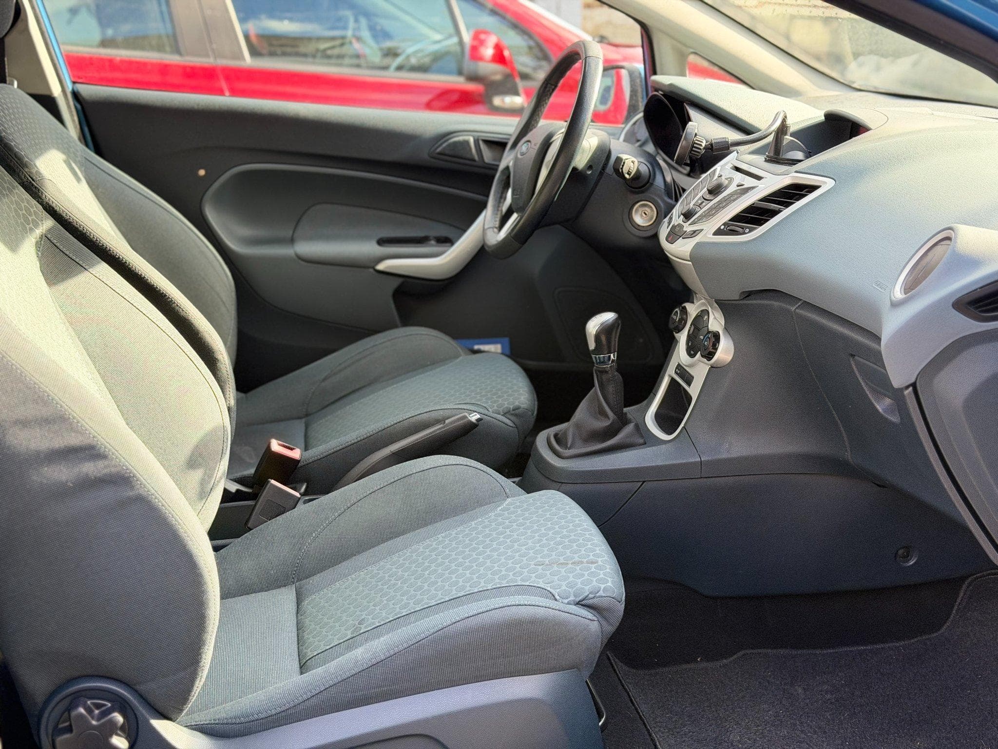Ford Fiesta 1.4 St-Line 100 (2010) - Photo 9