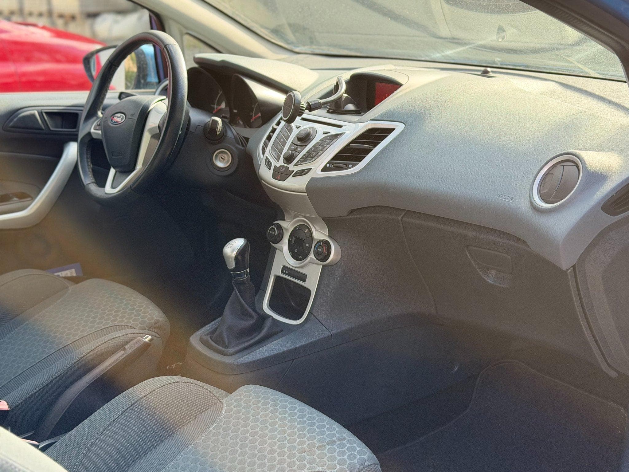 Ford Fiesta 1.4 St-Line 100 (2010) - Photo 10