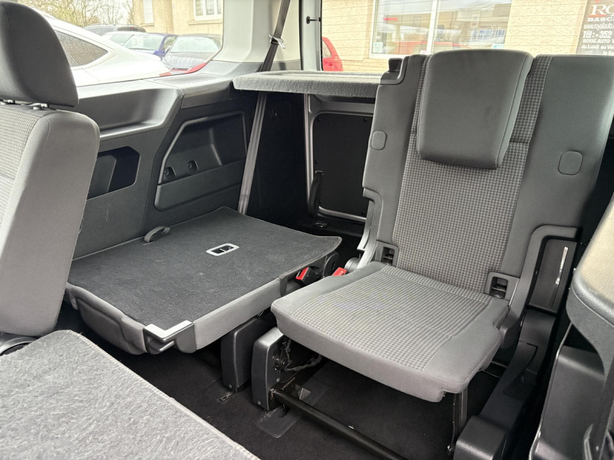 VW Caddy 2.0 TDI 122 DSG 7 PLACES * GARANTIE 36 MOIS * (2023) - Photo 7