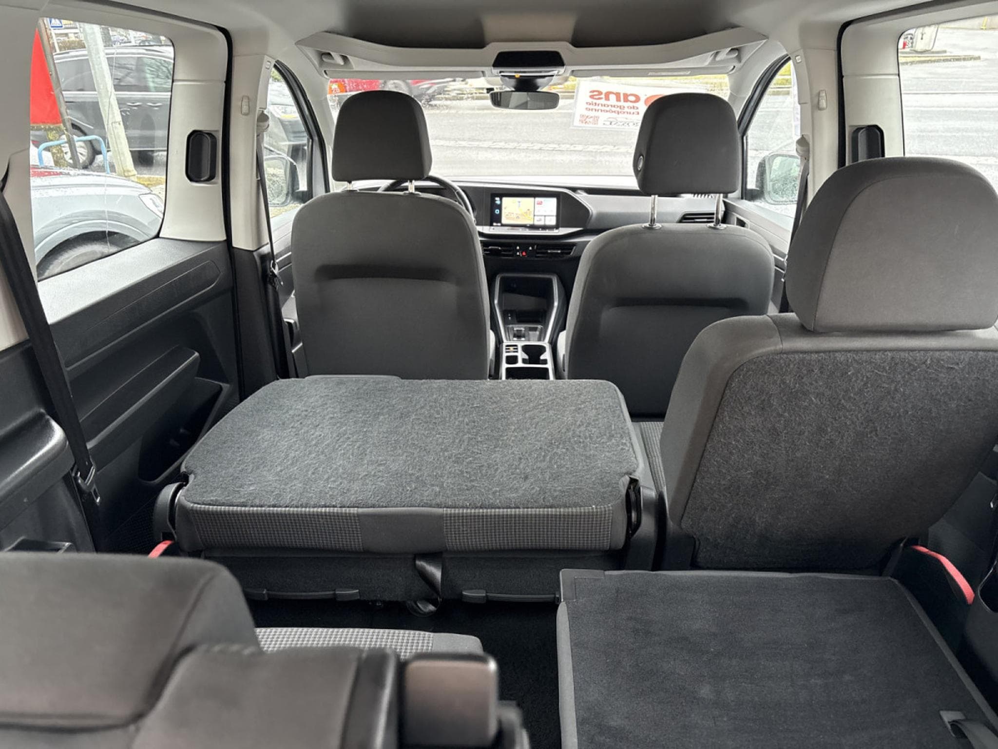 VW Caddy 2.0 TDI 122 DSG 7 PLACES * GARANTIE 36 MOIS * (2023) - Photo 8