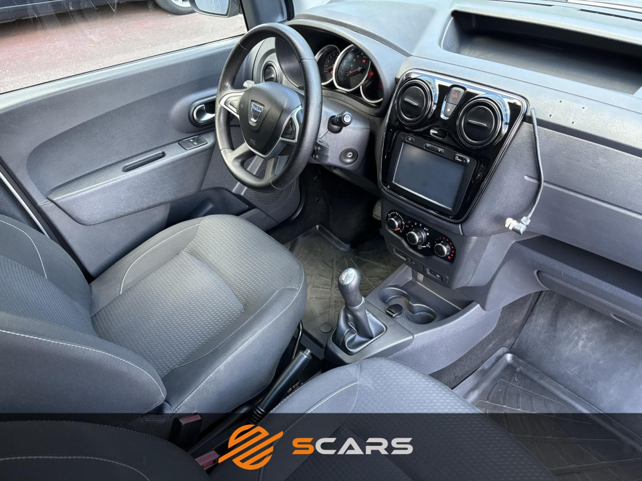 Dacia Dokker 1.5 dci 90cv (2017) - Photo 8