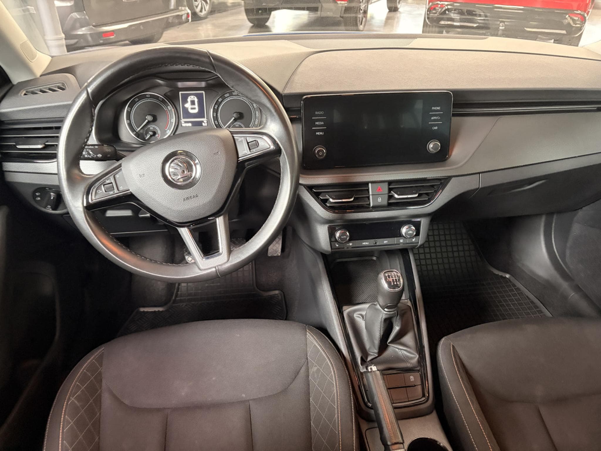 Skoda Scala 1.5 TSi Ambition (2020) - Foto 10