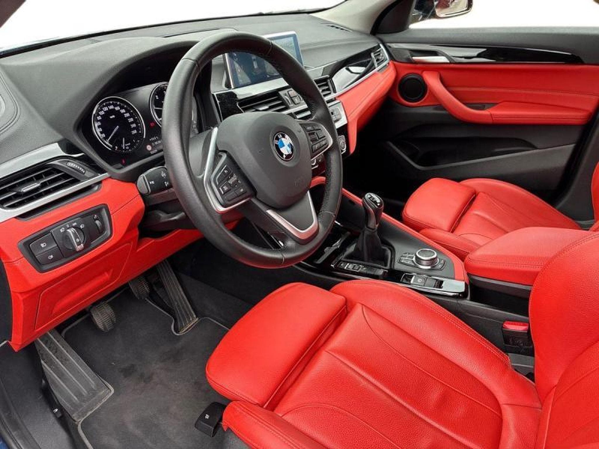 BMW X2 X1 X2 sDrive18d (2021) - Photo 7