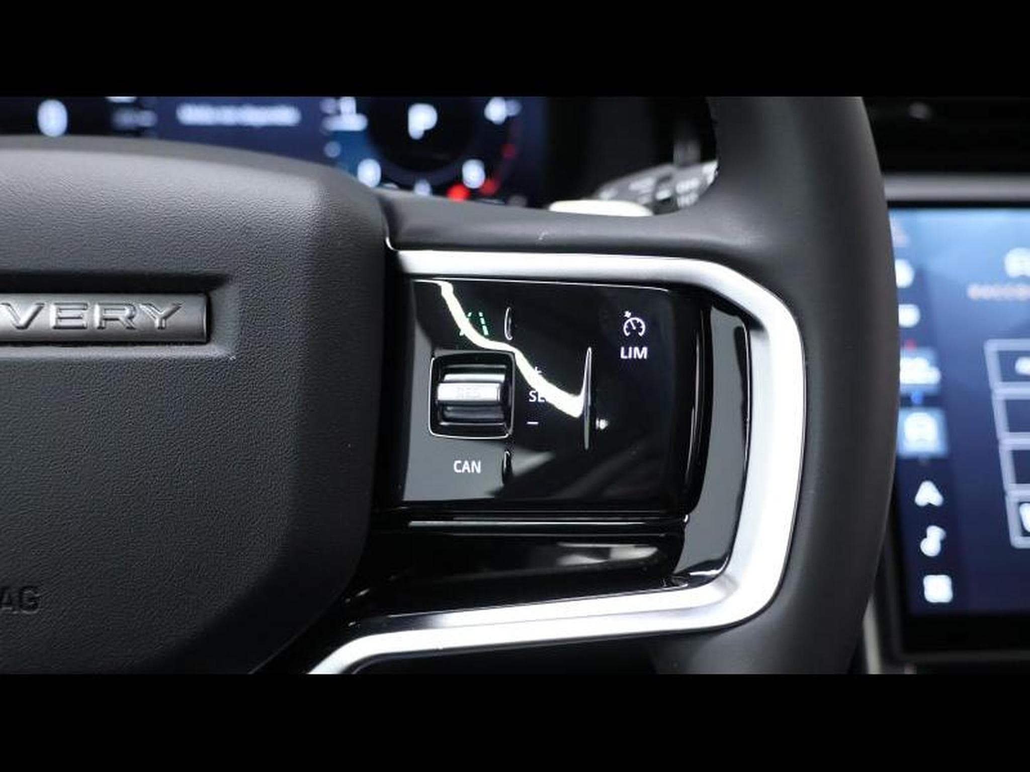 Land-Rover Discovery Sport D165 AWD Auto 7places (2025) - Photo 21