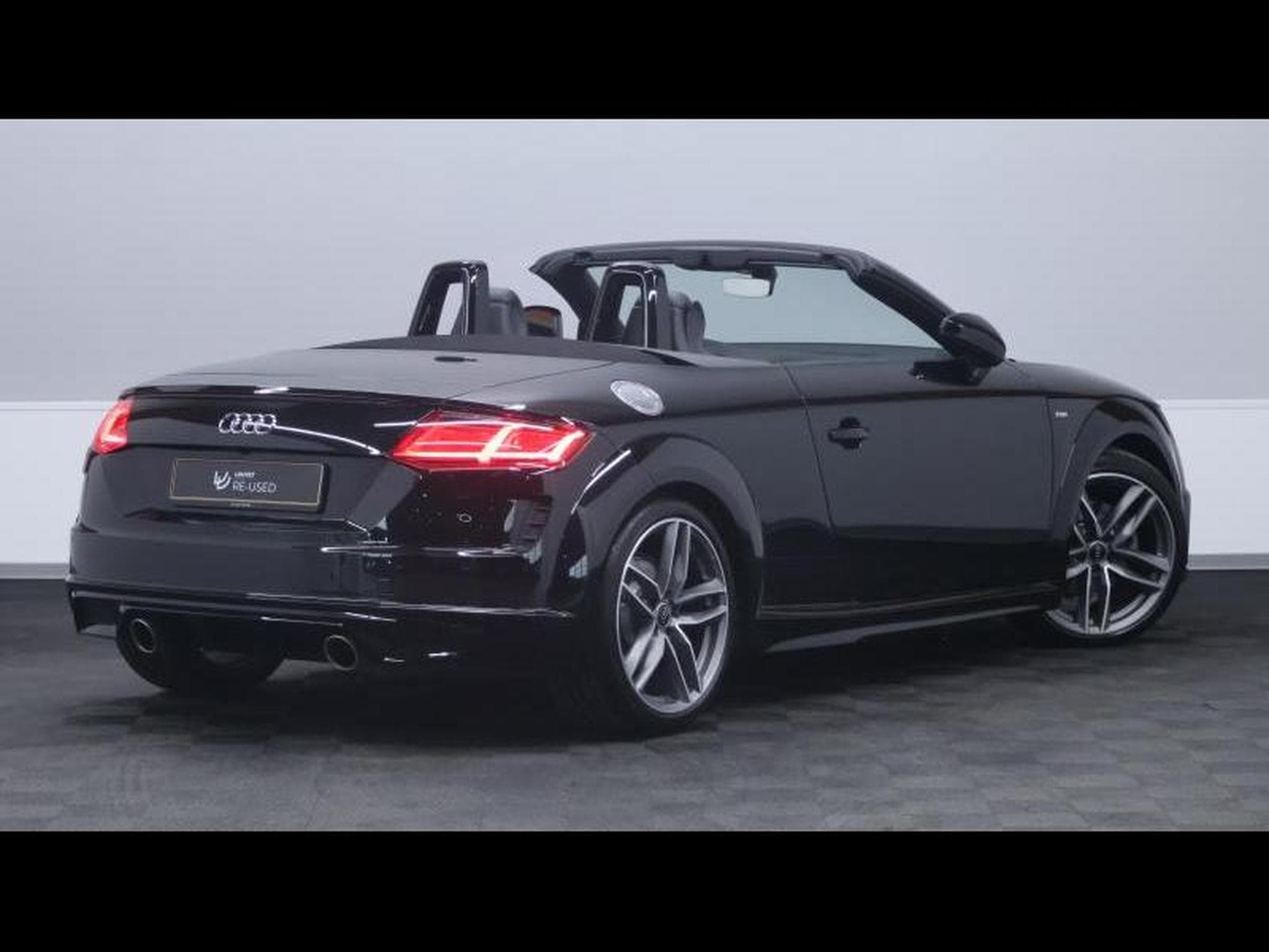 Audi TT S-Line 40 TFSi 204 S-Tronic (2023) - Photo 14