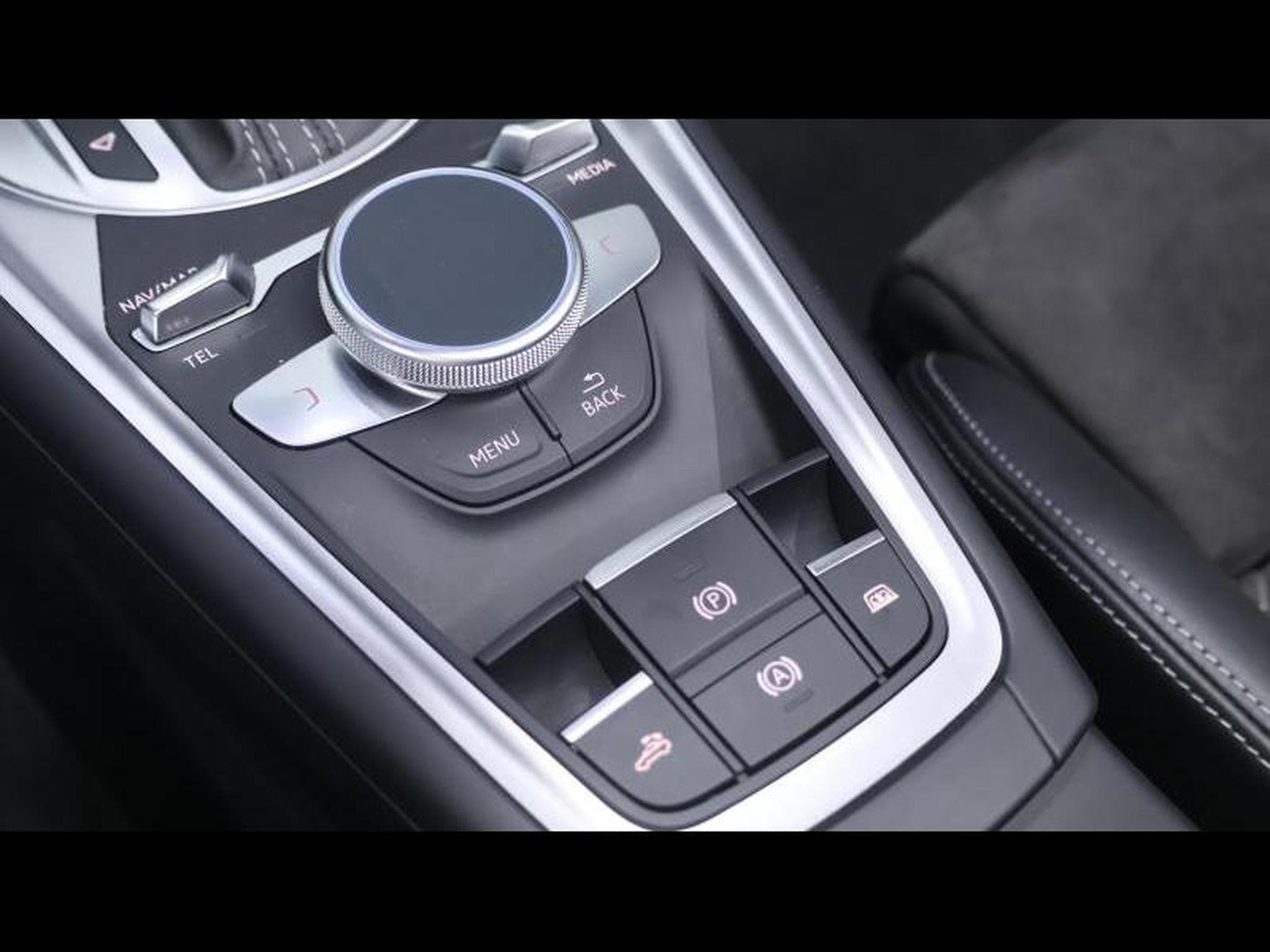 Audi TT S-Line 40 TFSi 204 S-Tronic (2023) - Photo 34