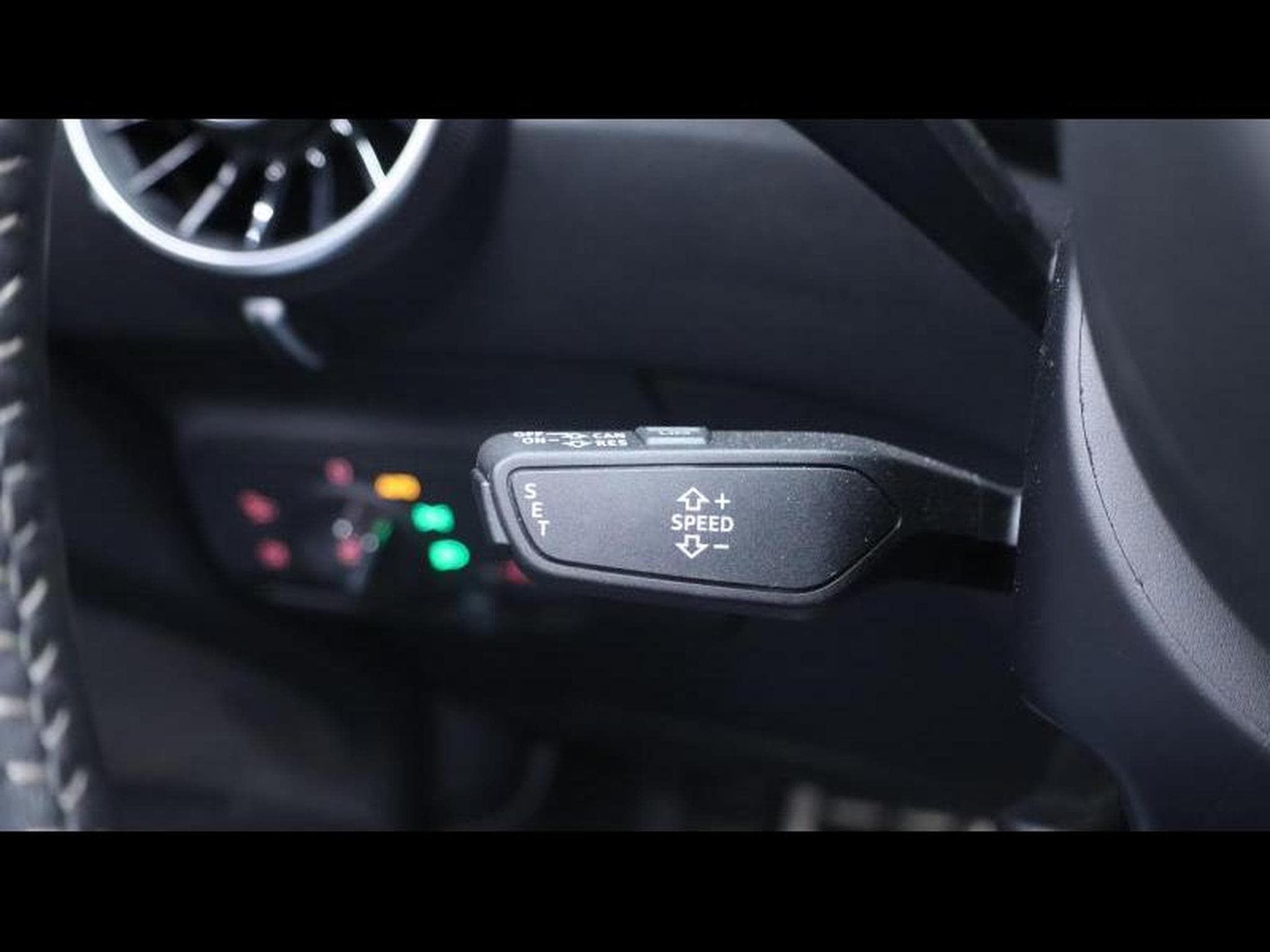 Audi TT S-Line 40 TFSi 204 S-Tronic (2023) - Photo 41