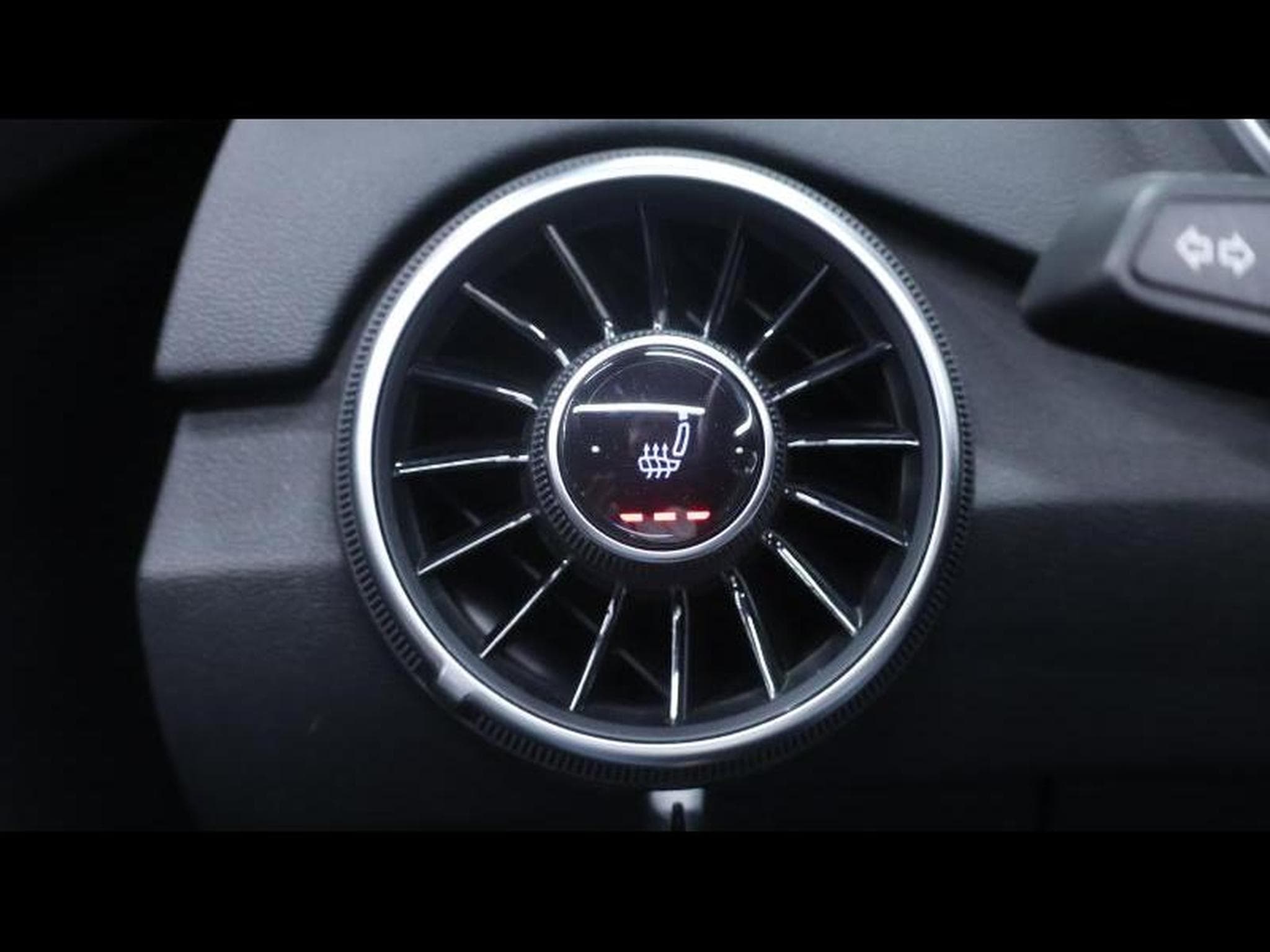 Audi TT S-Line 40 TFSi 204 S-Tronic (2023) - Photo 38