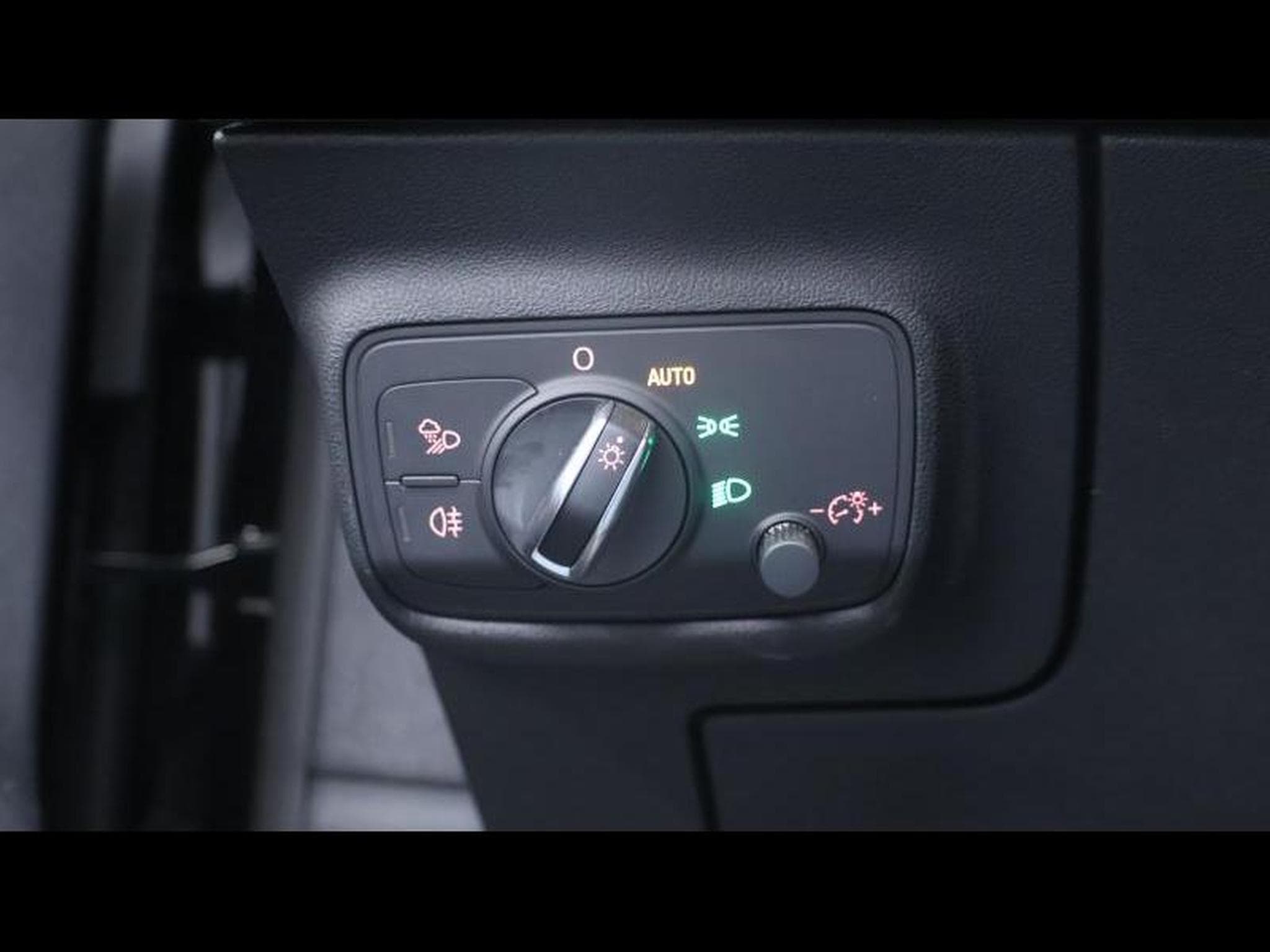 Audi TT S-Line 40 TFSi 204 S-Tronic (2023) - Photo 45