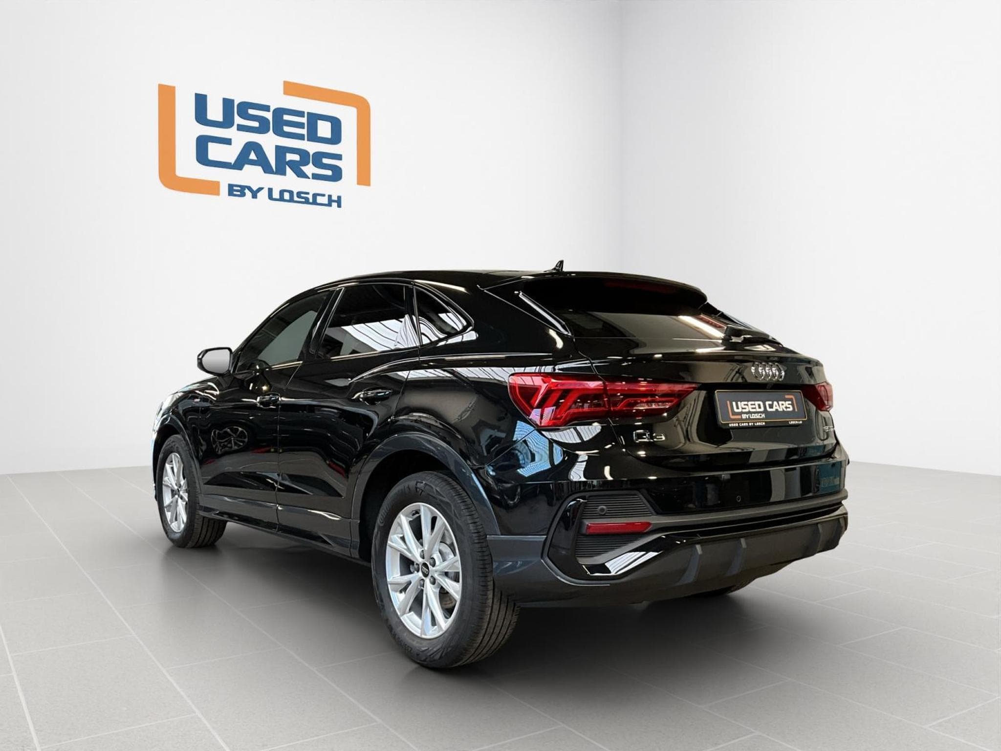 Audi Q3 SB+S-line+P.Premium+Black-Style+Led (2025) - Photo 6