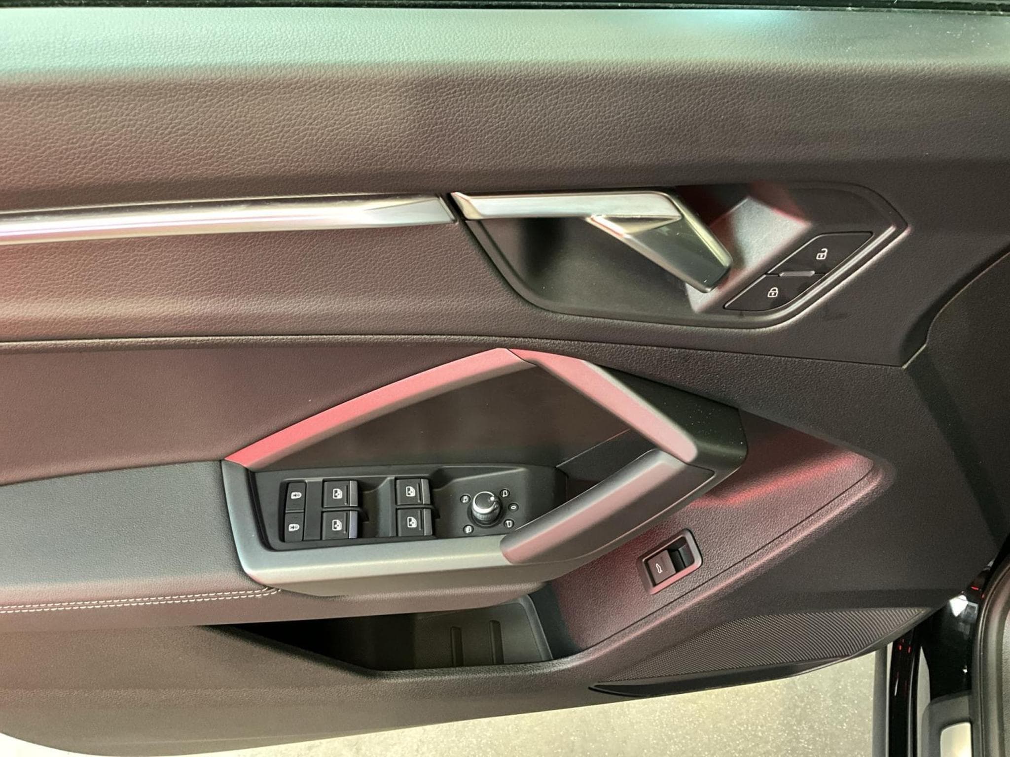 Audi Q3 SB+S-line+P.Premium+Black-Style+Led (2025) - Photo 10