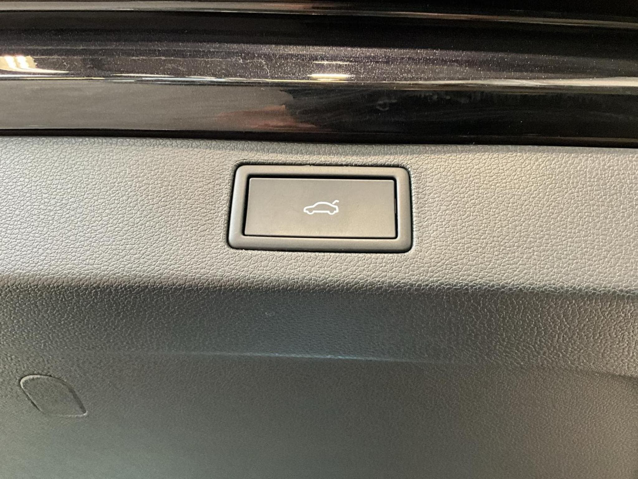 Skoda Kamiq Monte-Carlo+DSG+Park&Go+Pano+P.Ass-Drive+ (2025) - Foto 19