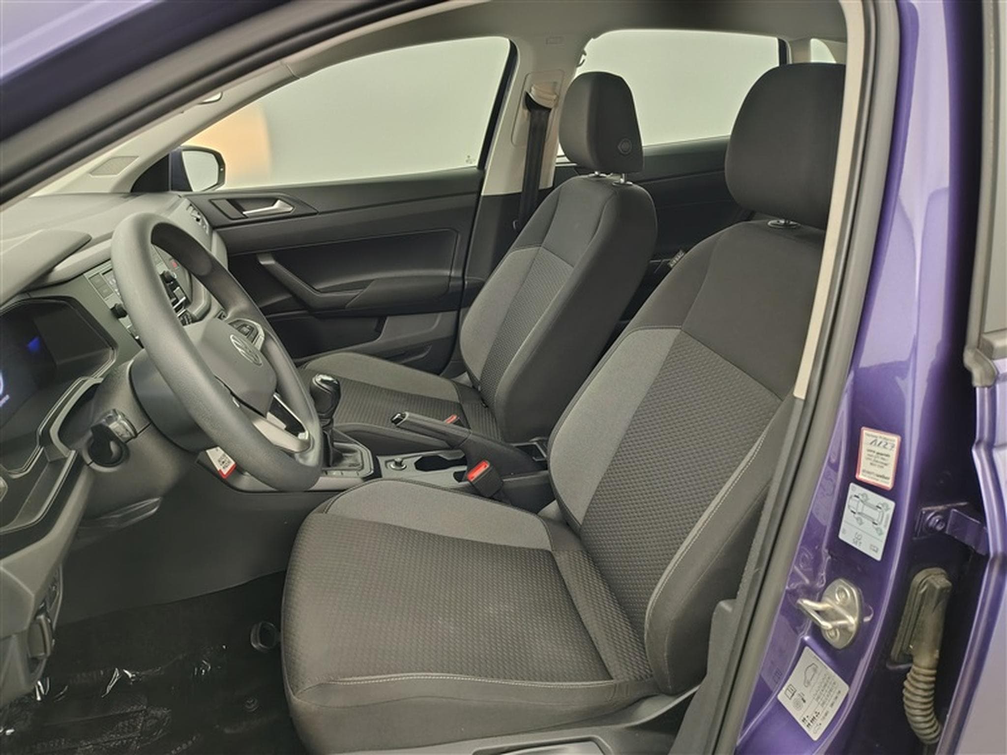 VW Polo 1.0i Life CARPLAY / FULL LED / PDC / ALU (2022) - Photo 7