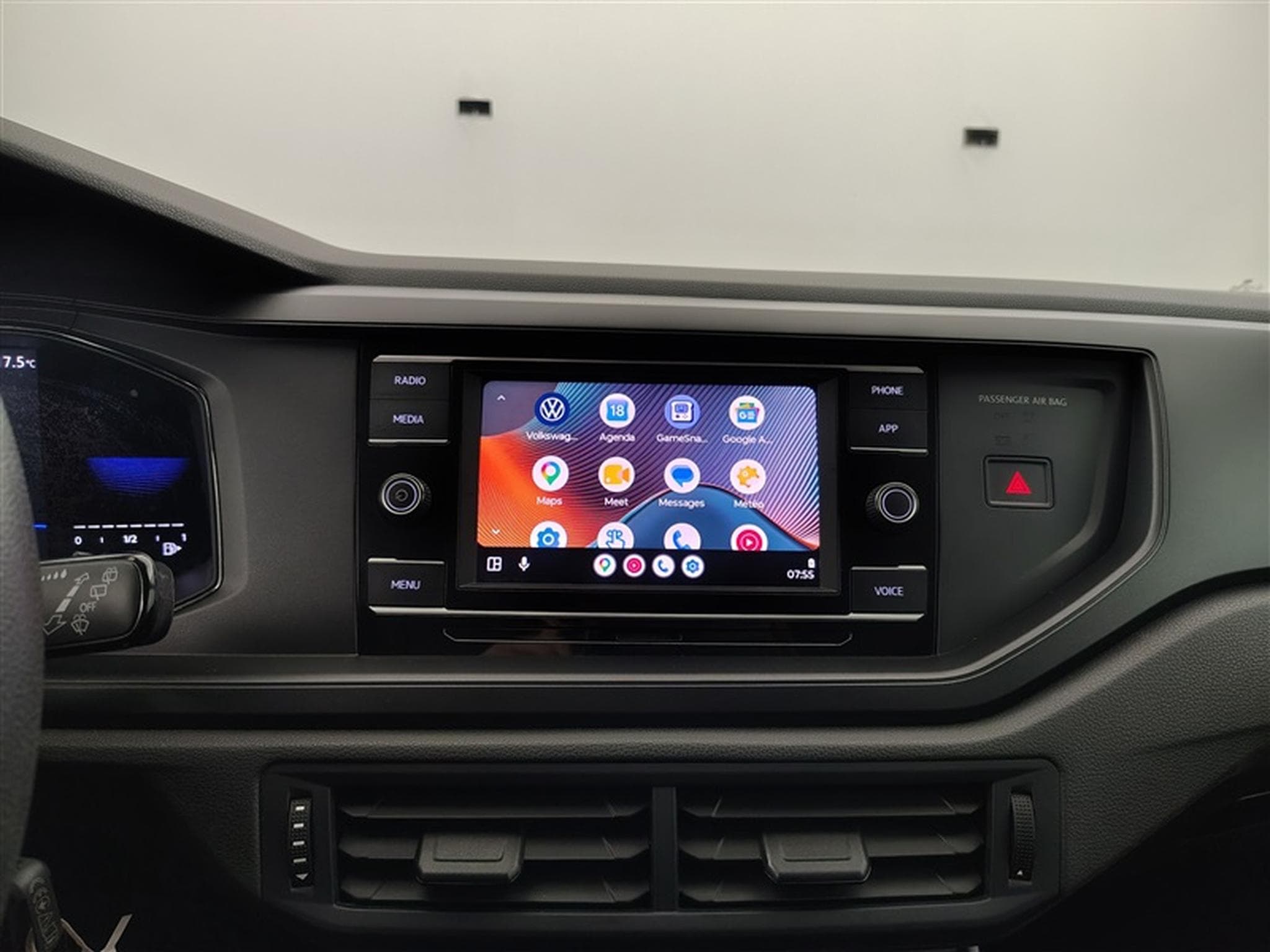 VW Polo 1.0i Life CARPLAY / FULL LED / PDC / ALU (2022) - Photo 20