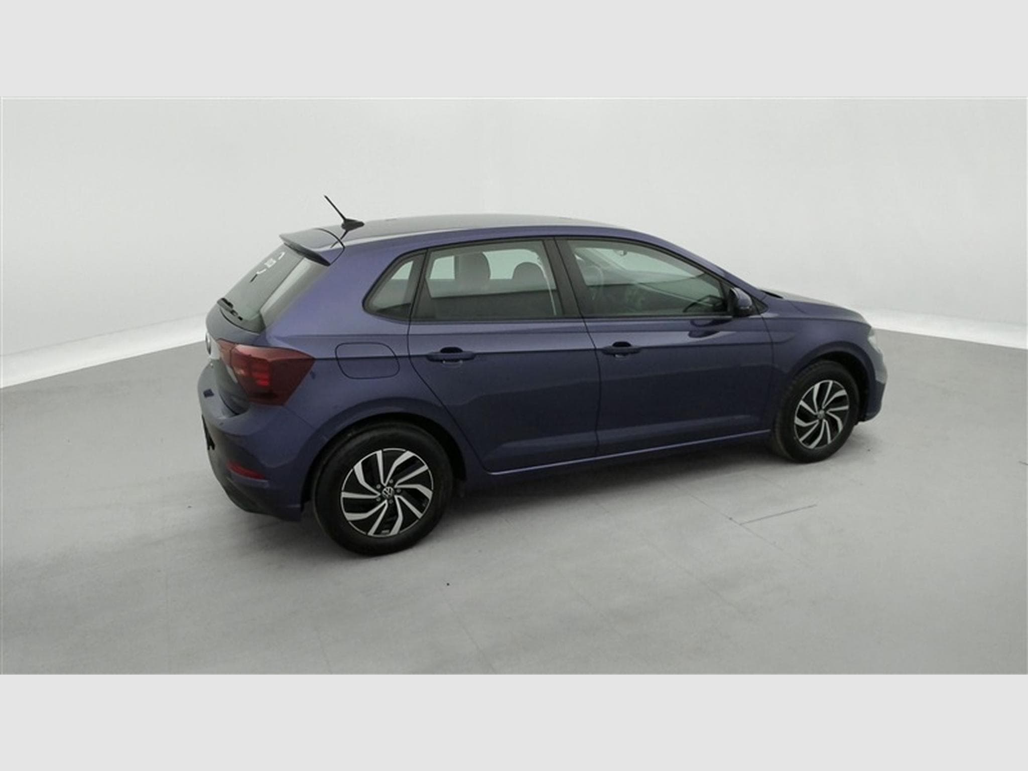 VW Polo 1.0i Life CARPLAY / FULL LED / PDC / ALU (2022) - Photo 25