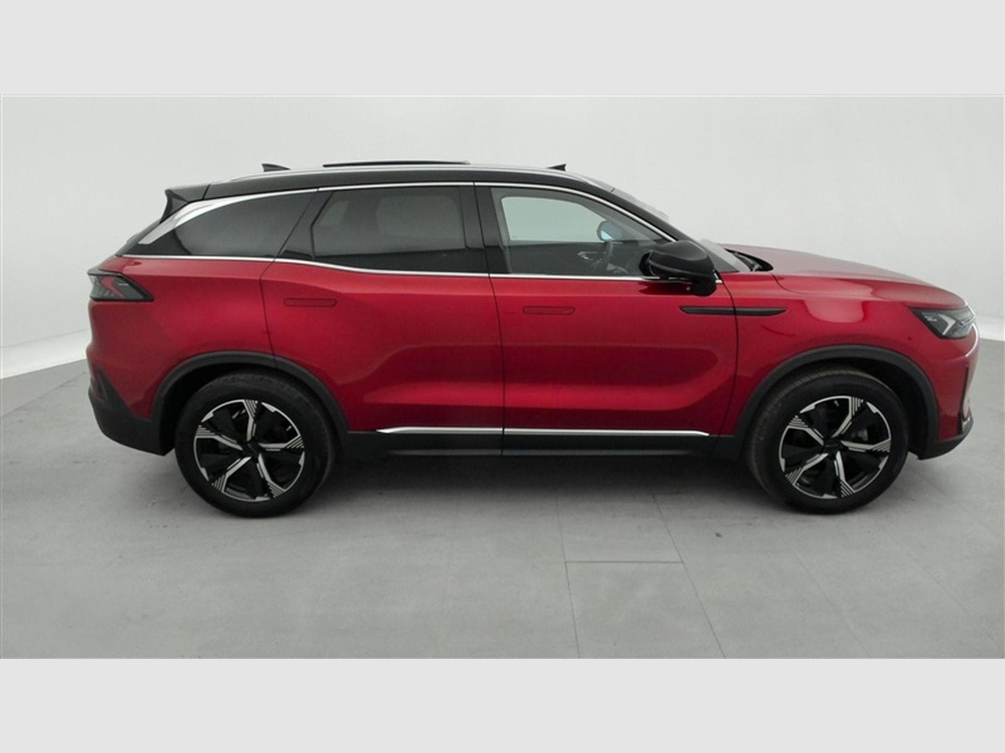 BAIC X75 X75 1.5e *CARPLAY/FULL LED/CUIR/CAM360/T.PANO OUV./JA19* (2025) - Photo 25